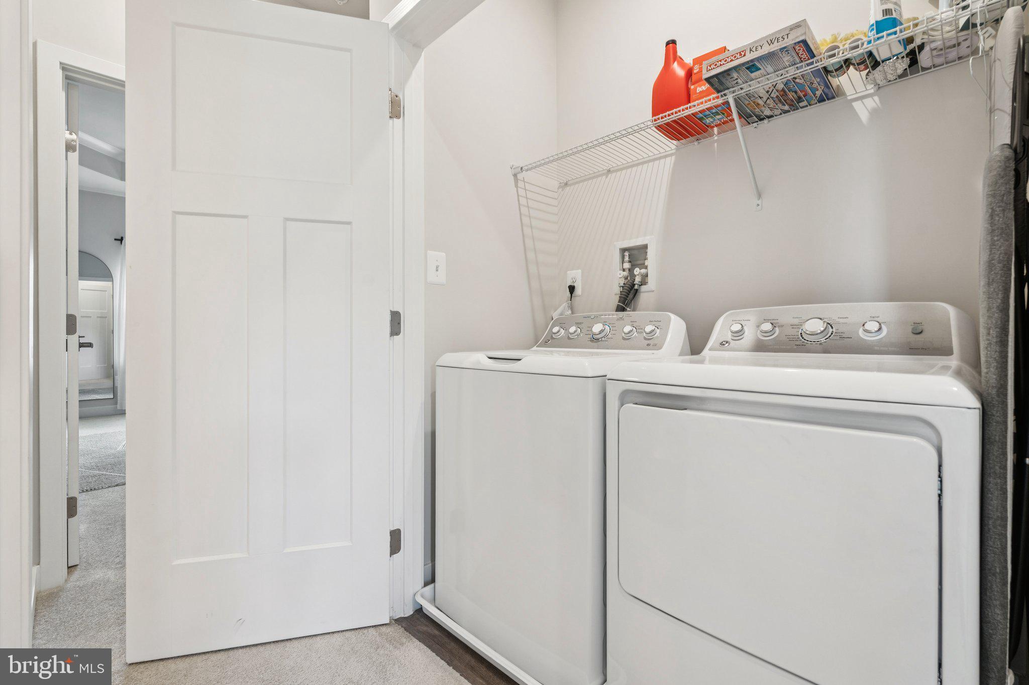 JAMES RUN TOWNHOMES - Residential