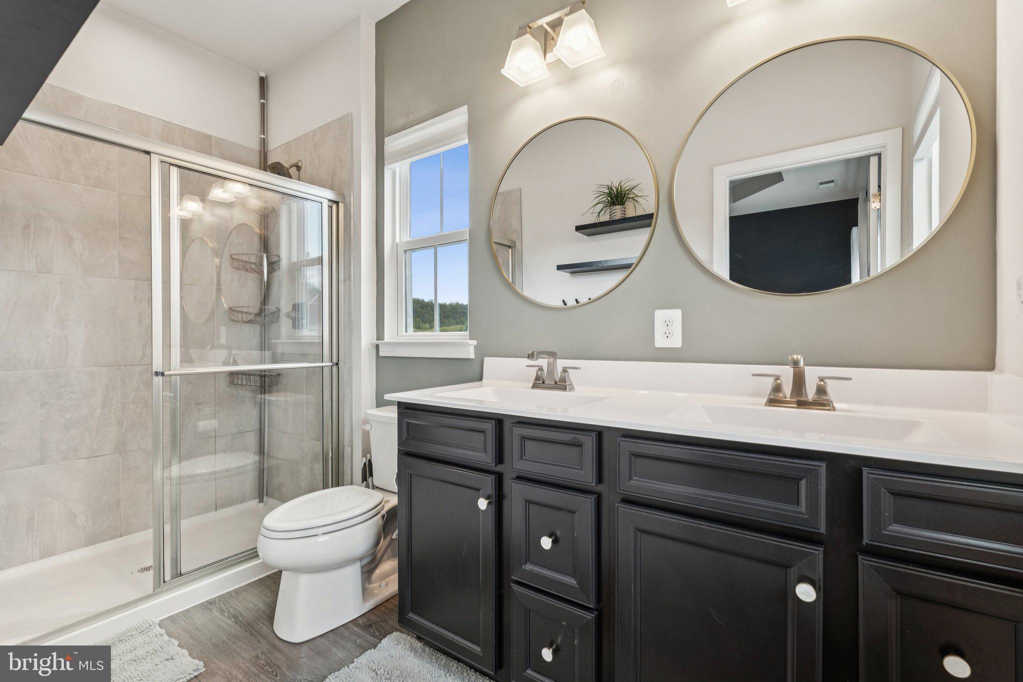 JAMES RUN TOWNHOMES - Residential