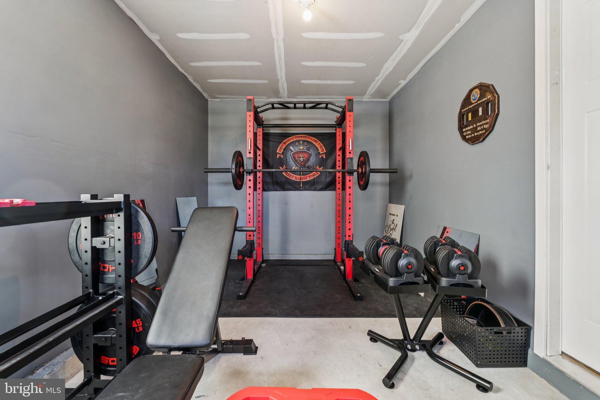 JAMES RUN TOWNHOMES - Residential