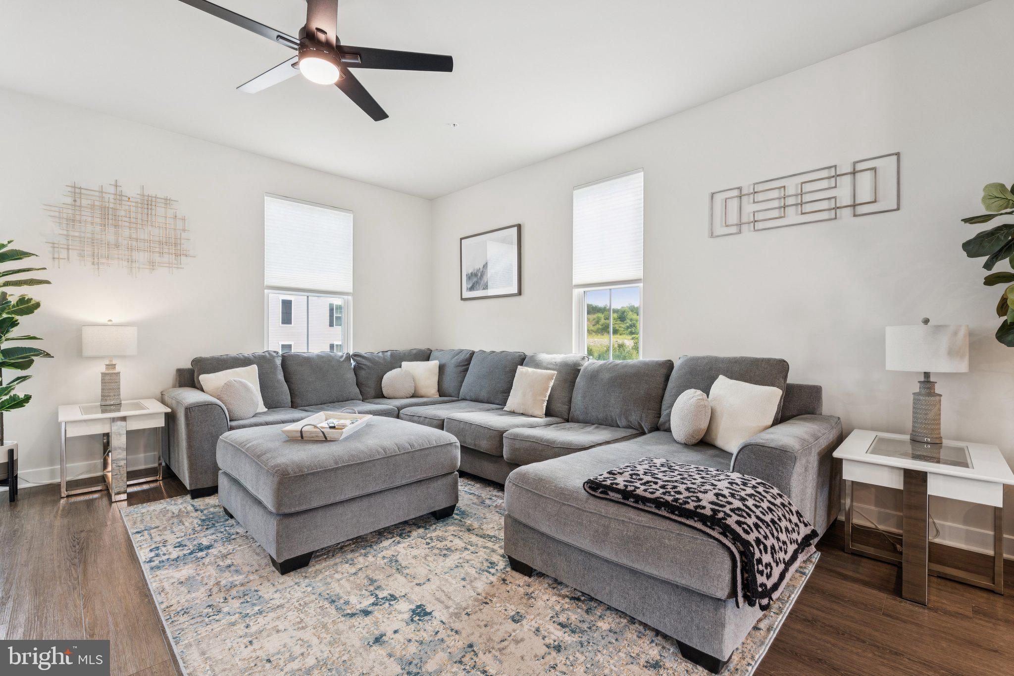 JAMES RUN TOWNHOMES - Residential