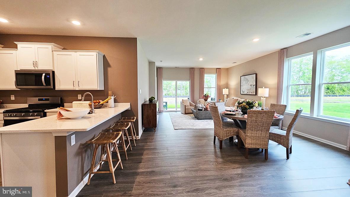 34209 FOREST ACRES DRIVE