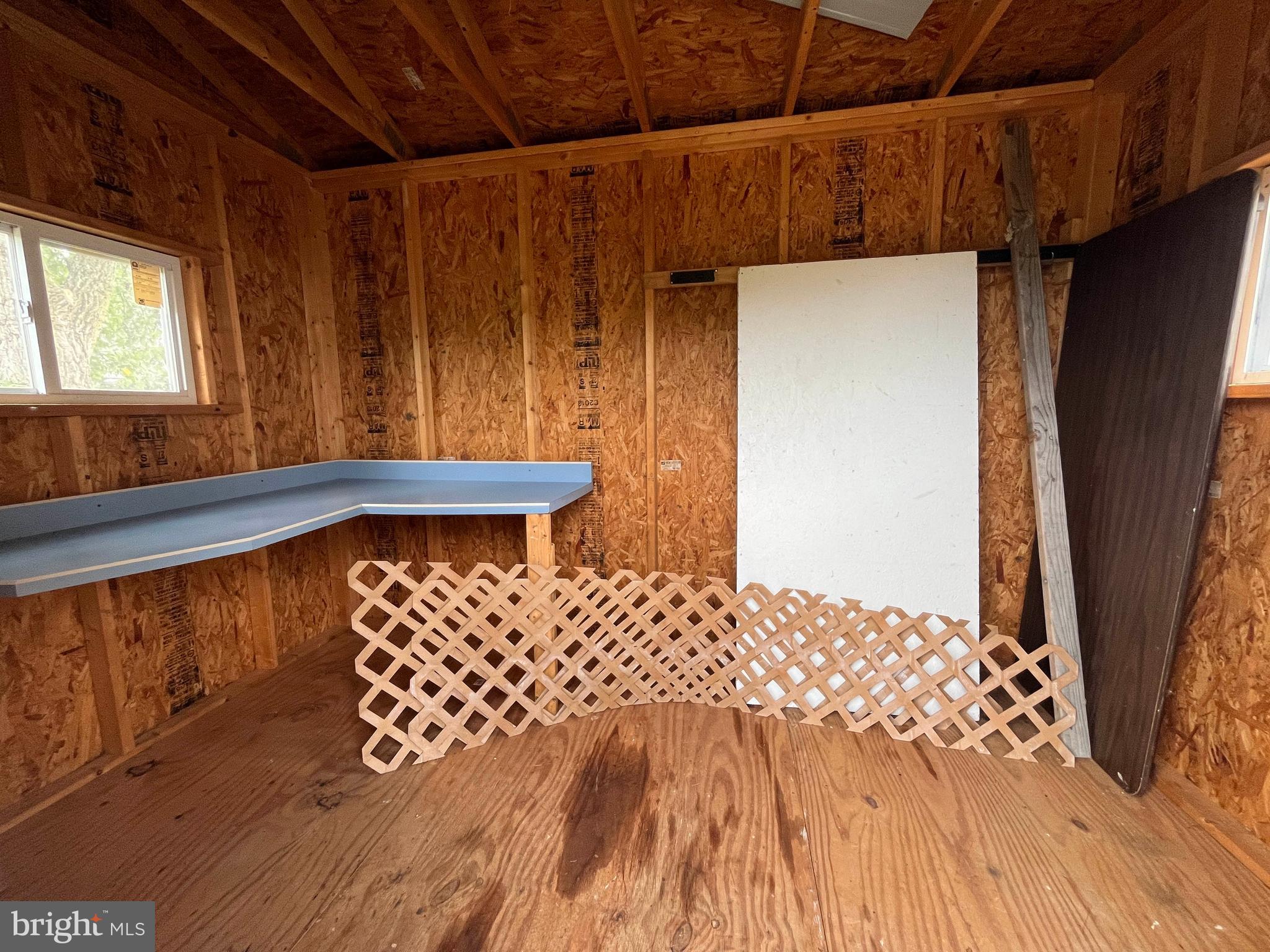 AVON BEND - Residential