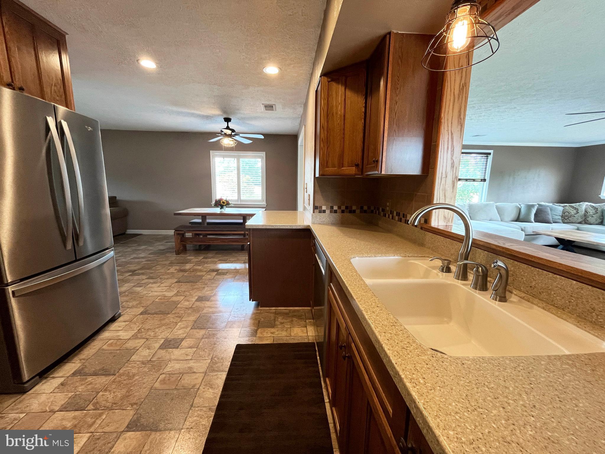 AVON BEND - Residential