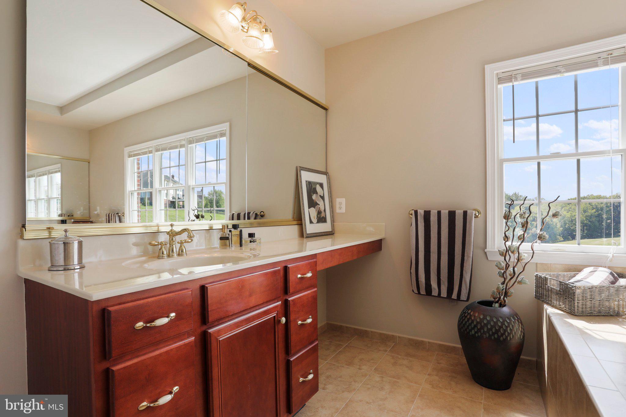 SHENSTONE - Residential