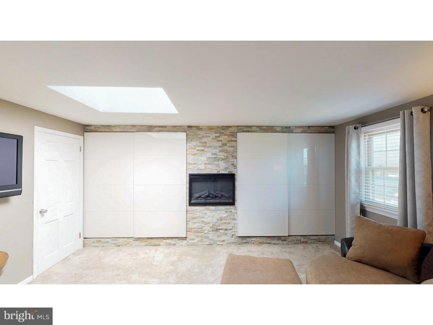 HOLLY HILL - Residential
