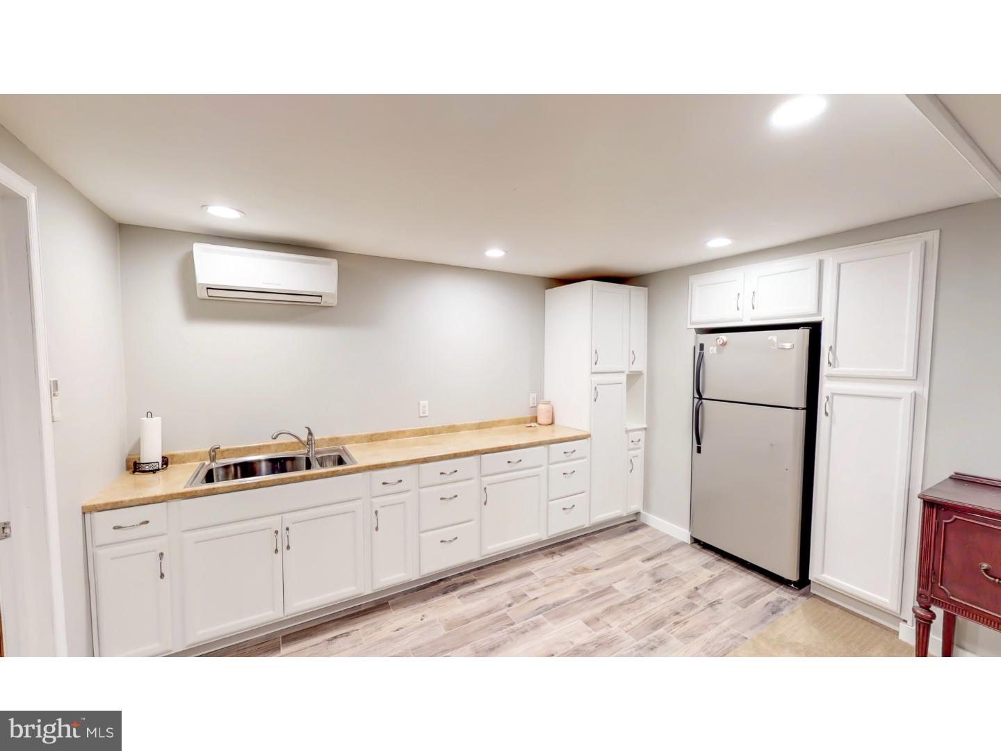 HOLLY HILL - Residential