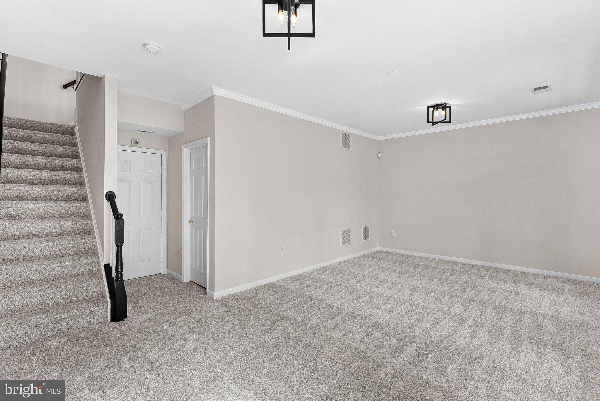 POTOMAC STATION - Residential