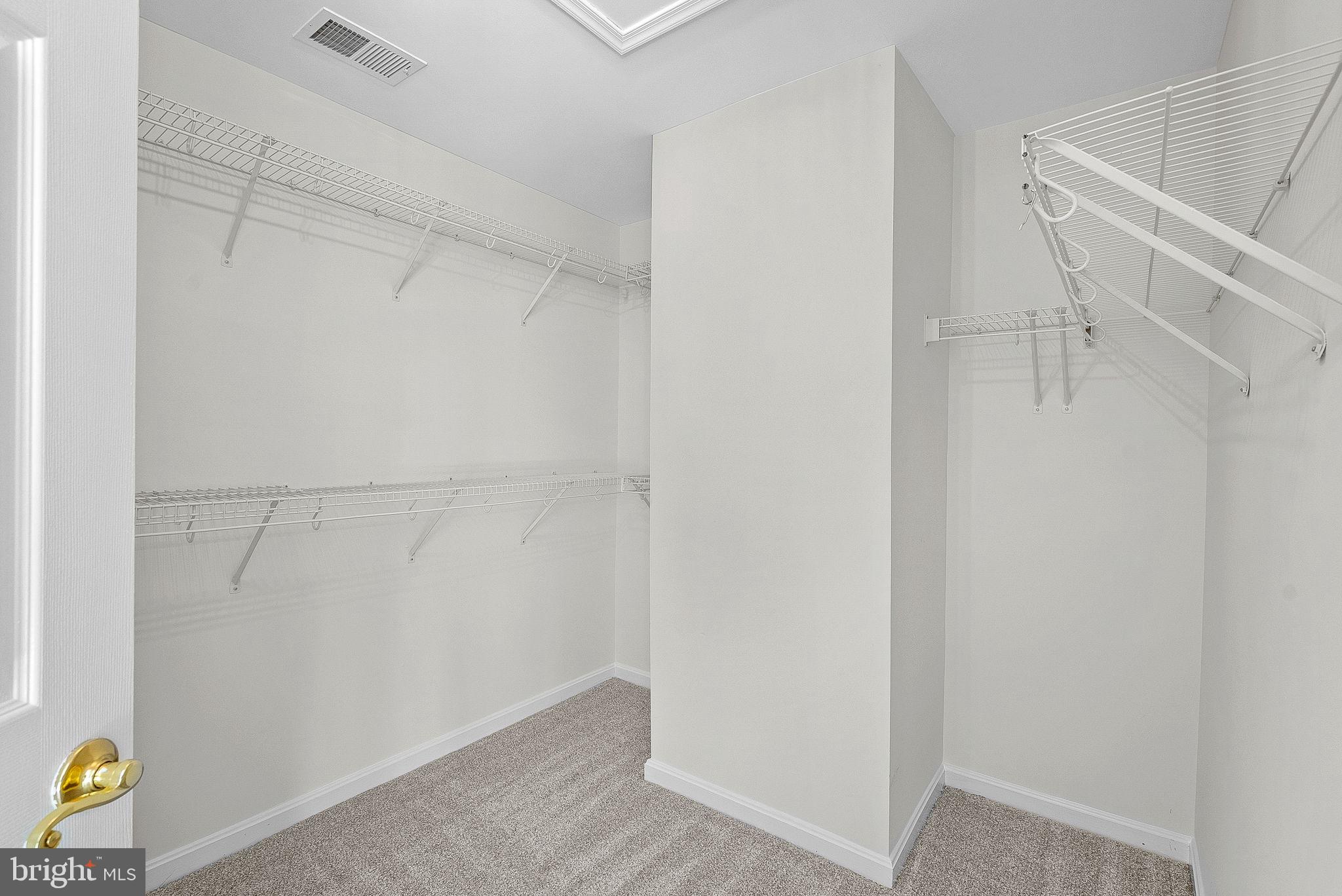 POTOMAC STATION - Residential