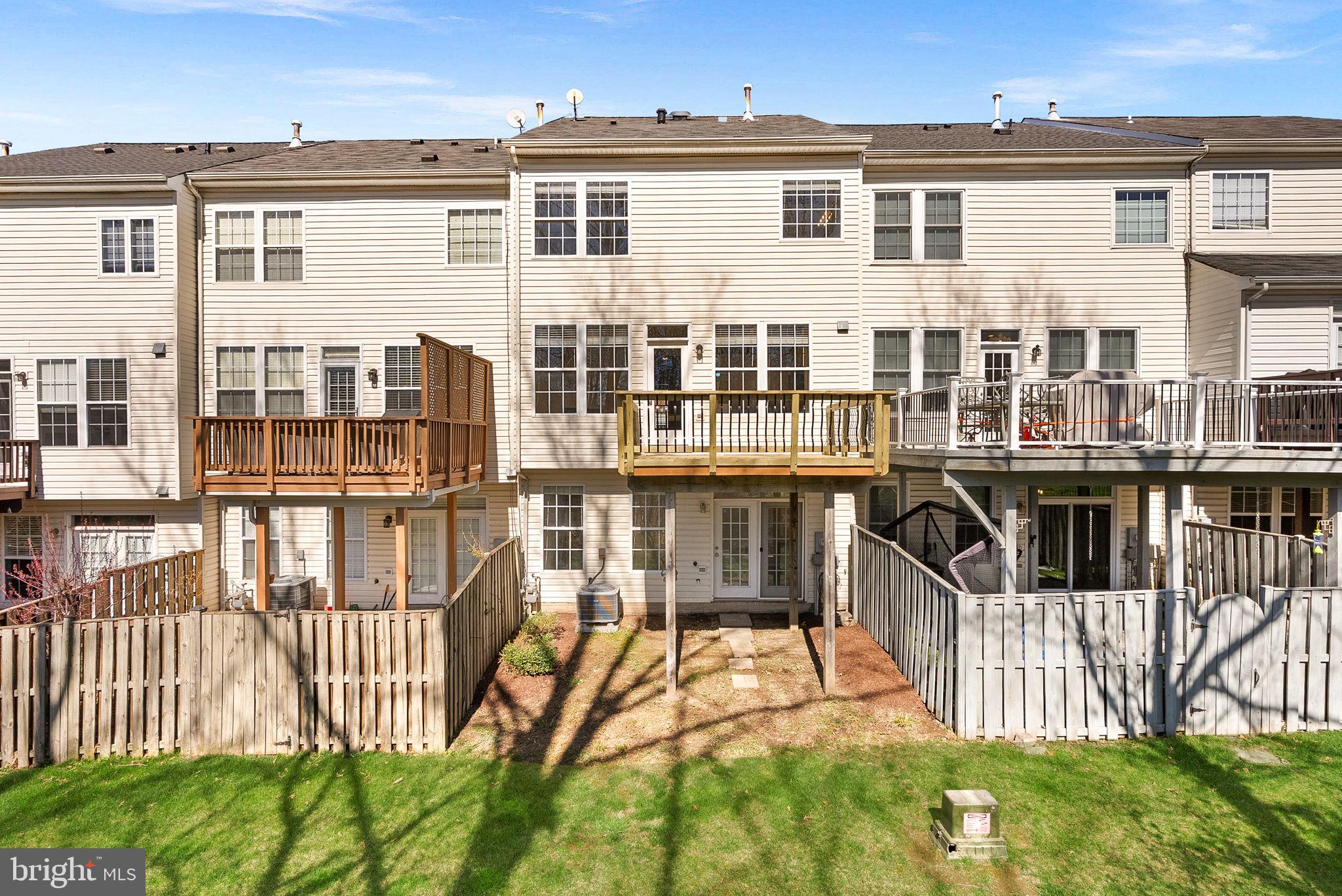 POTOMAC STATION - Residential