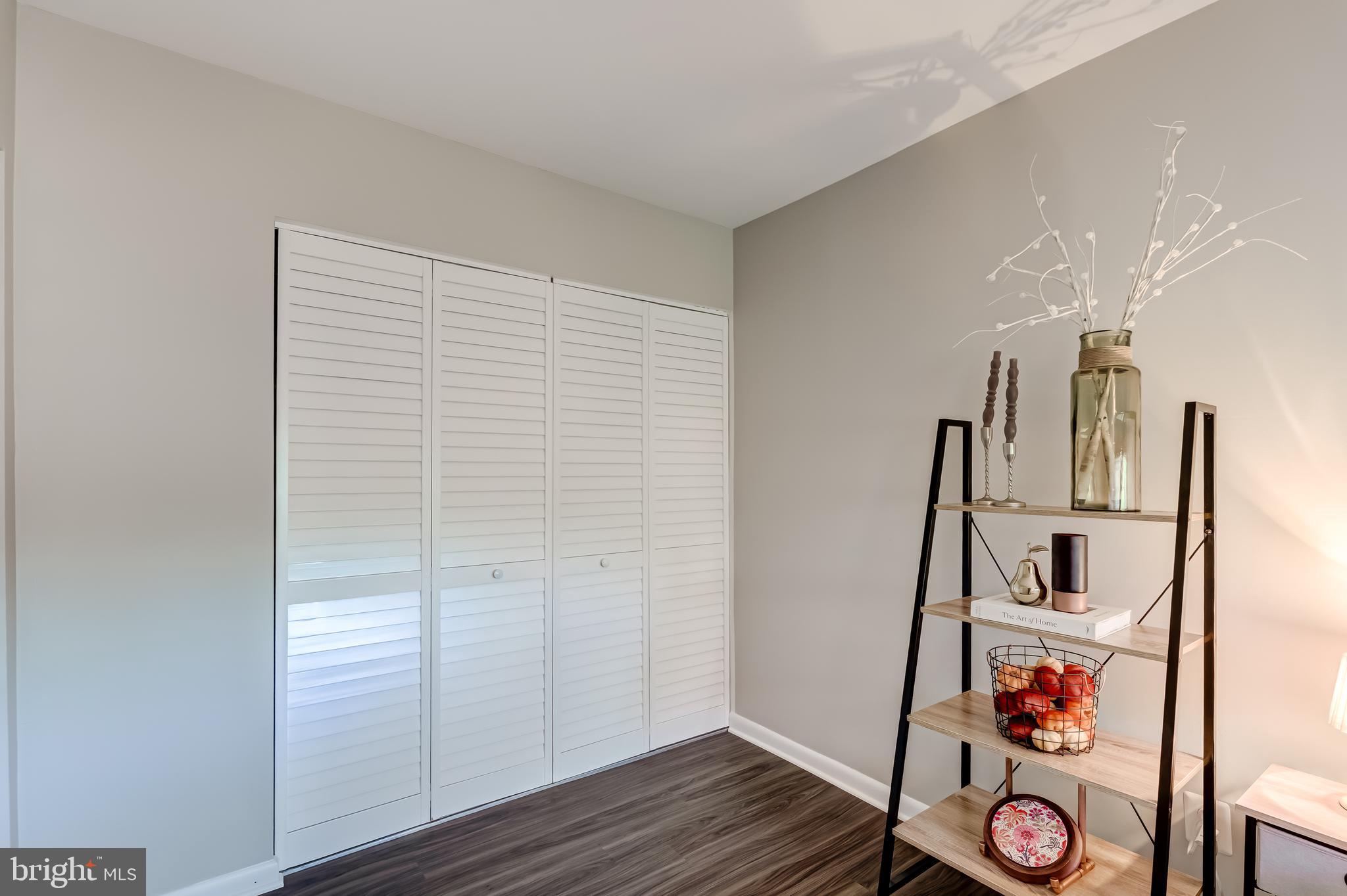 CHESTNUT GROVE - Residential