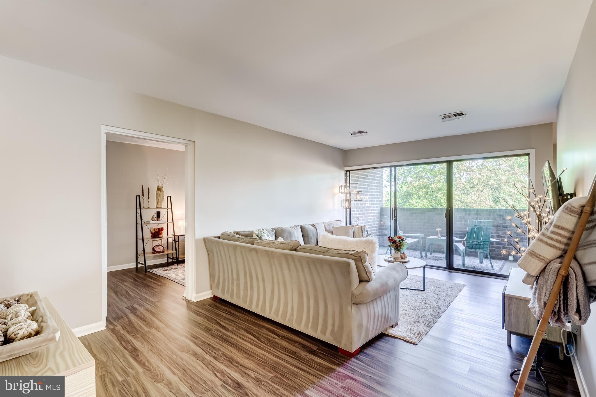 CHESTNUT GROVE - Residential