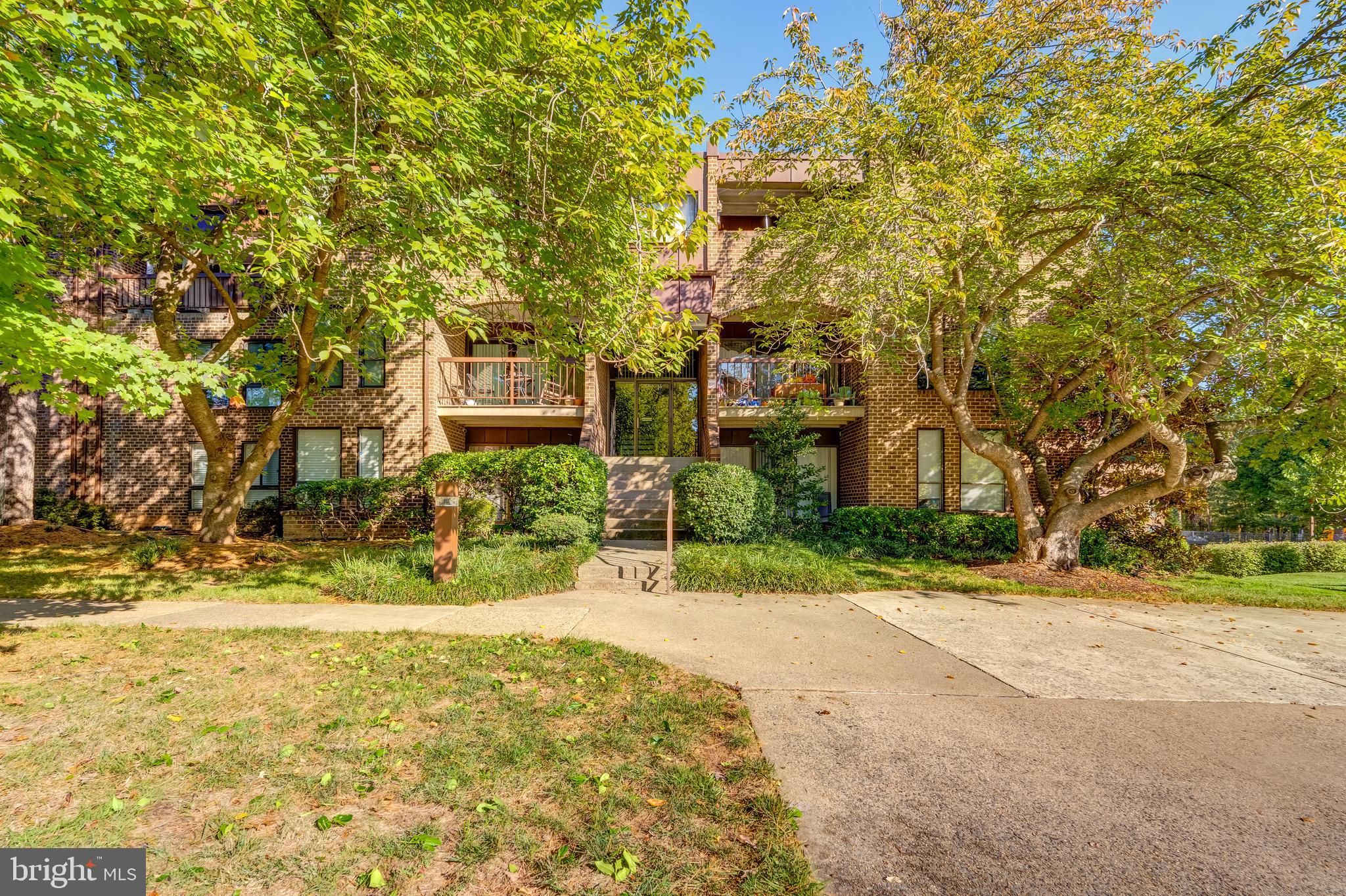 CHESTNUT GROVE - Residential