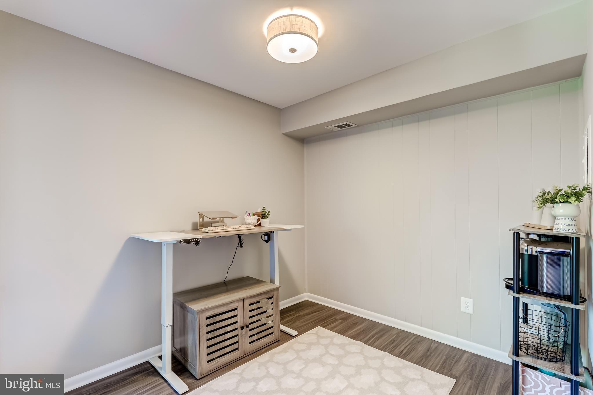 CHESTNUT GROVE - Residential