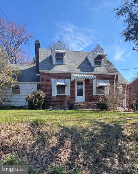 Homes For Sale - 19 S Highland Street<br/> Arlington County, ARLINGTON, VA 22204