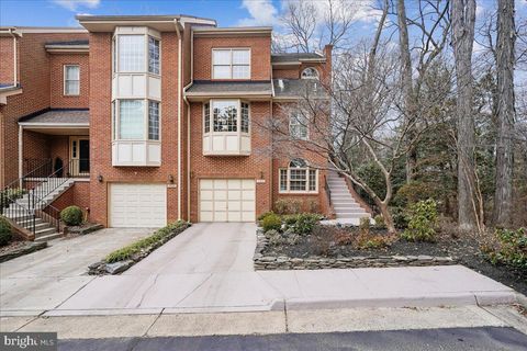 10243 ASPEN WILLOW DRIVE FAIRFAX VA 22032