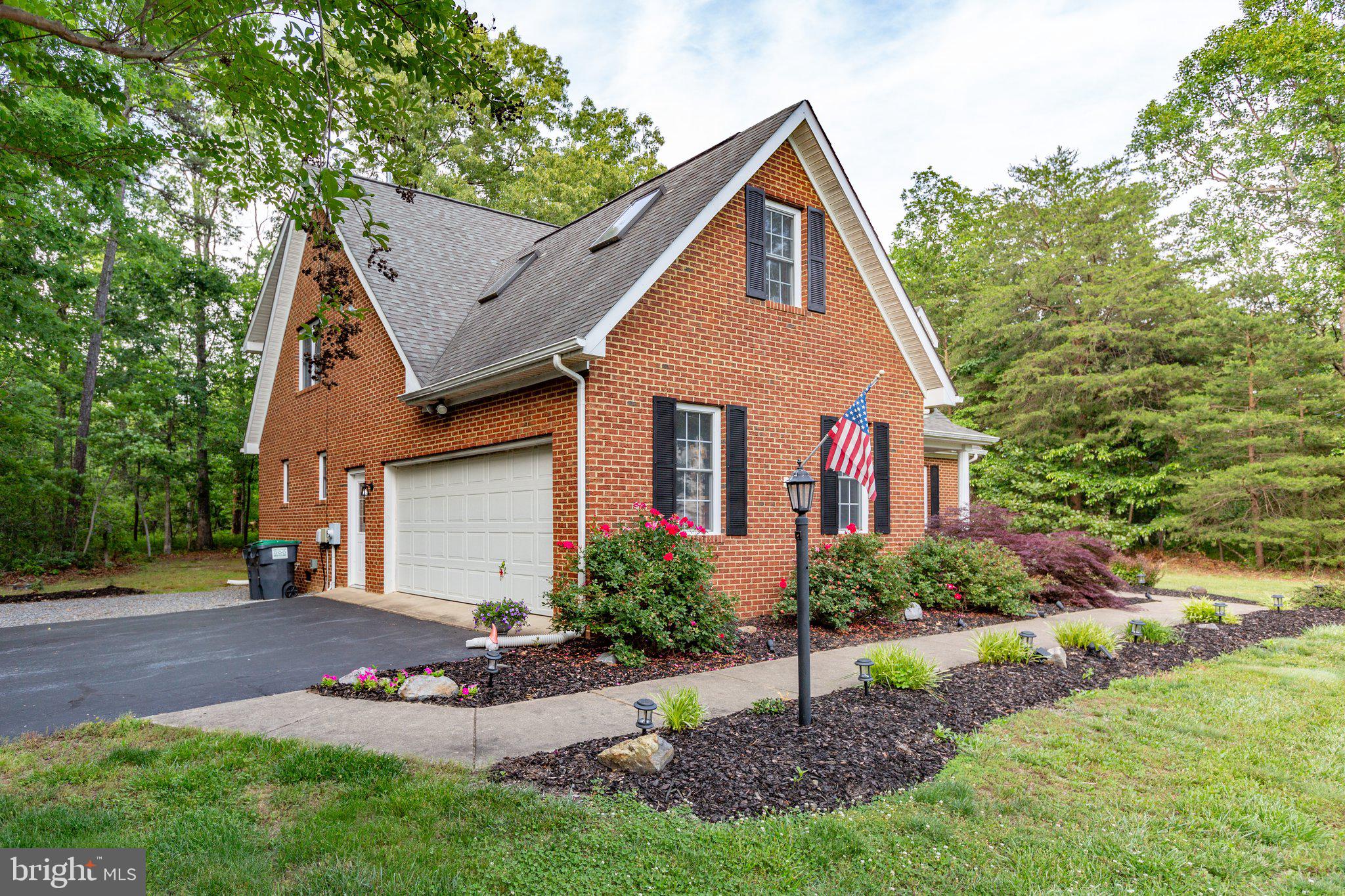 ESTATES OF LEE-JACKSON - Residential