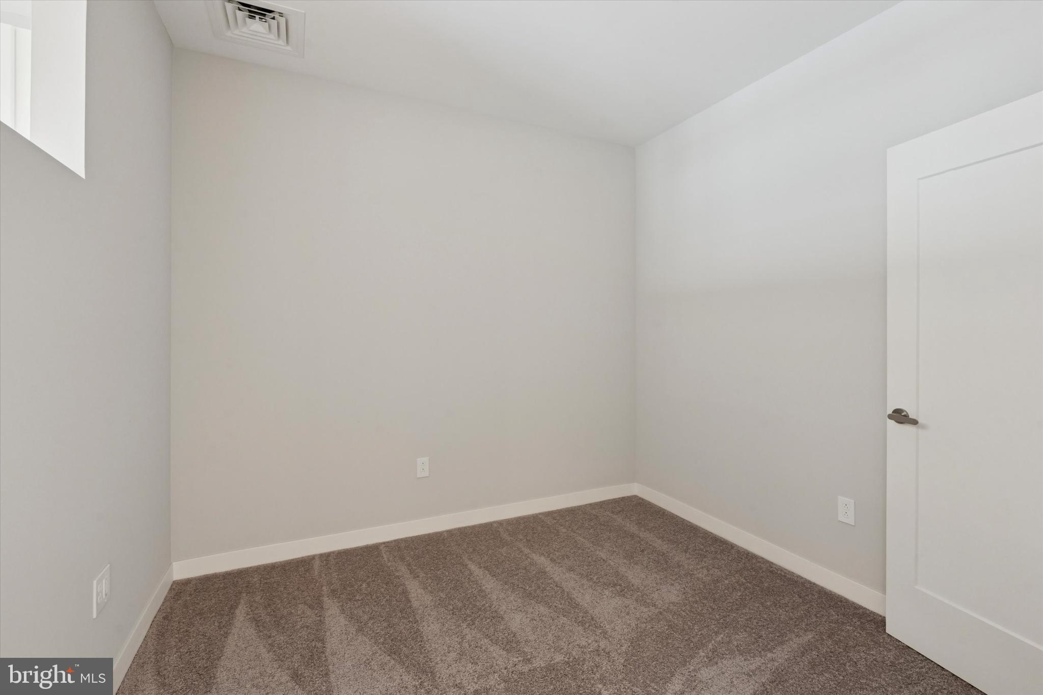 PHILADELPHIA (SOUTH) - Residential Lease