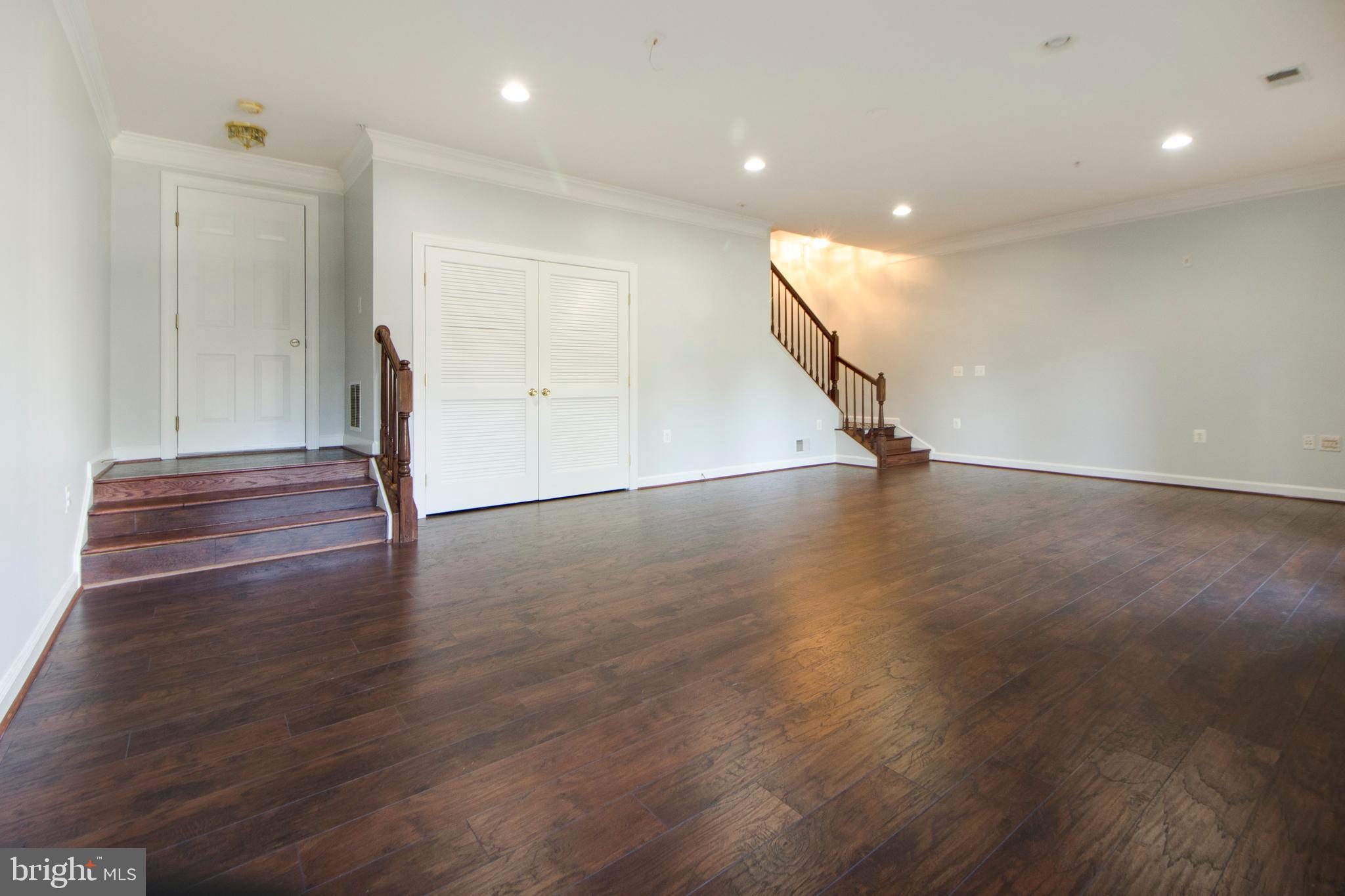 COPPERMINE CROSSING - Residential