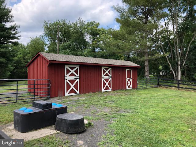 602 VIEWTOWN ROAD