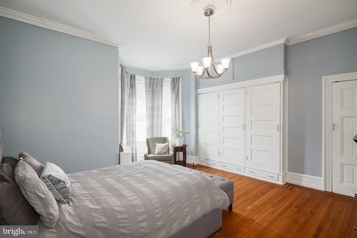 GRADUATE HOSPITAL - Residential