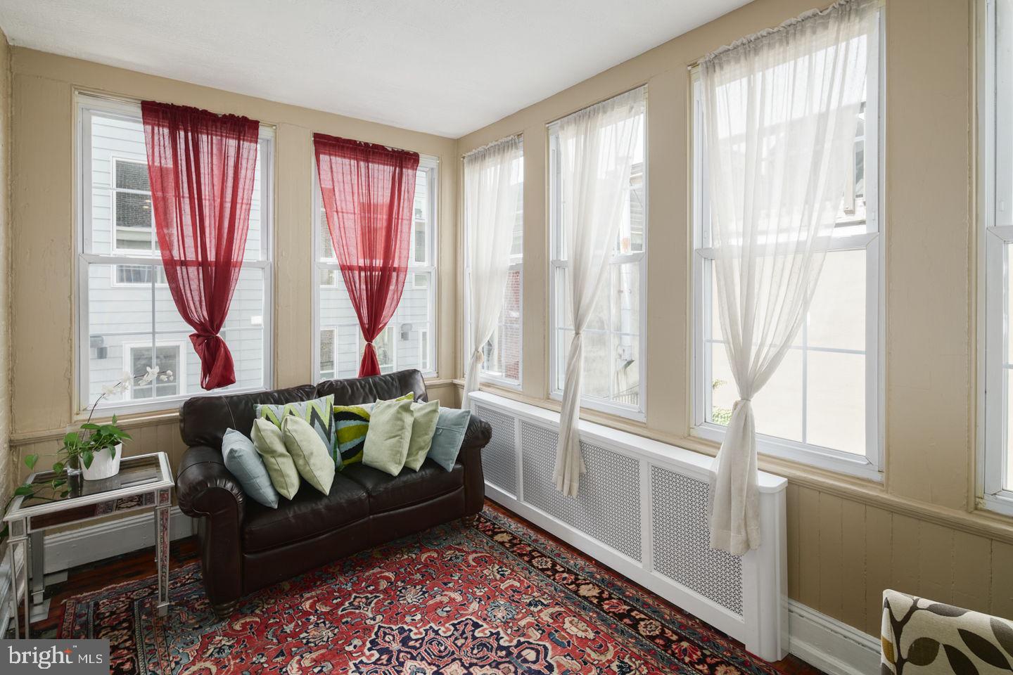 GRADUATE HOSPITAL - Residential