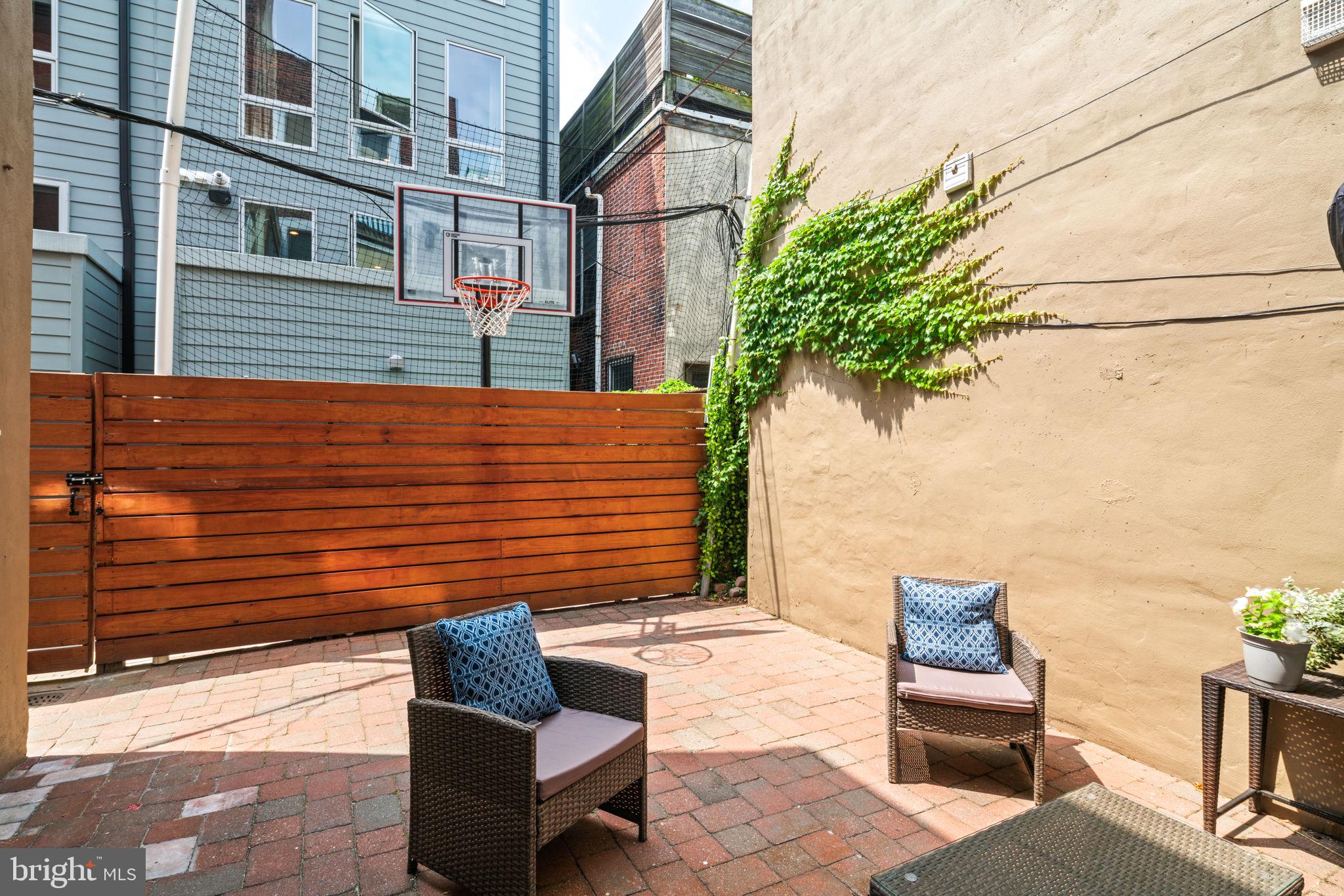 GRADUATE HOSPITAL - Residential