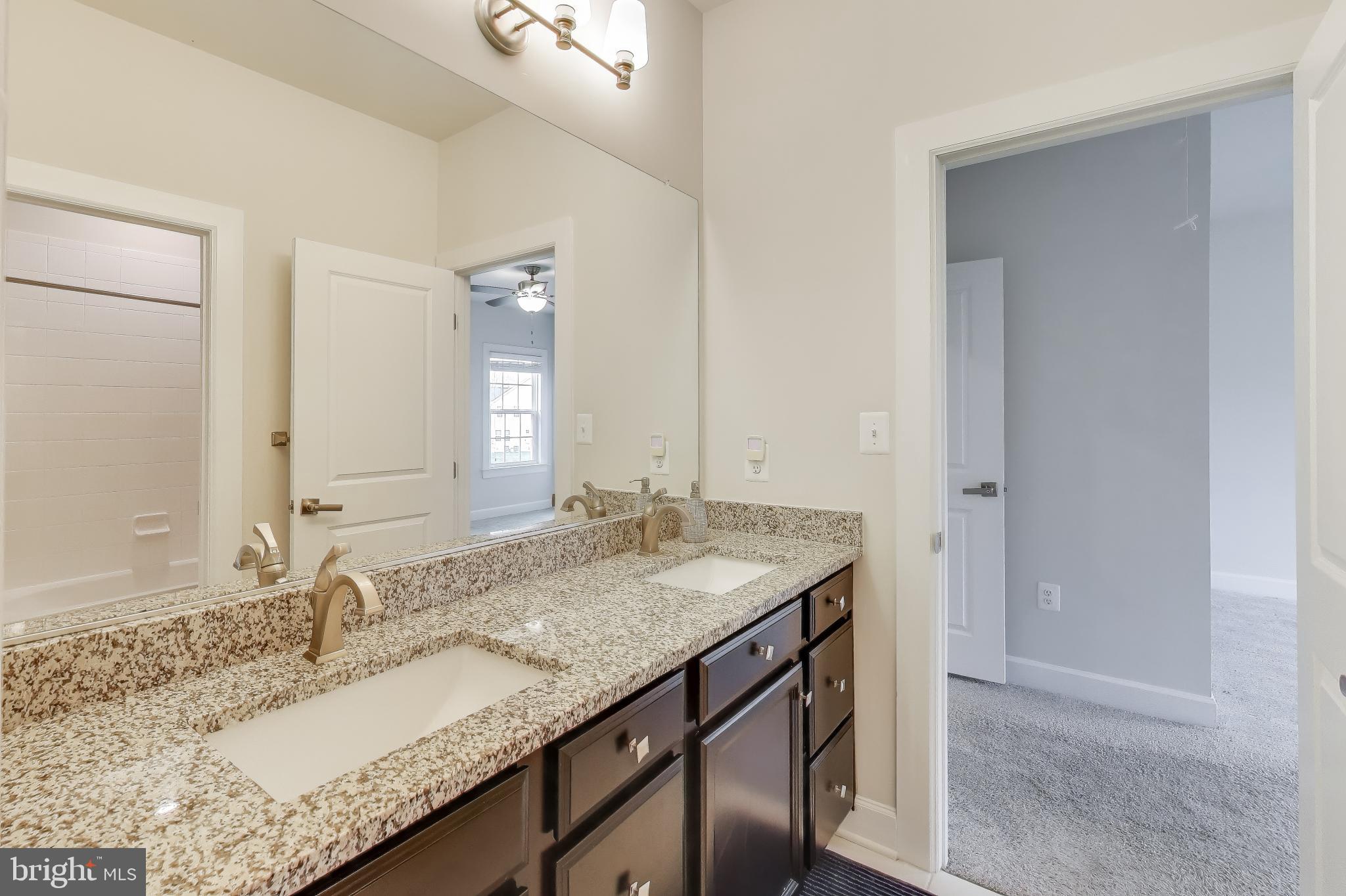 OAK CREEK CLUB GOLF COURSE - Residential