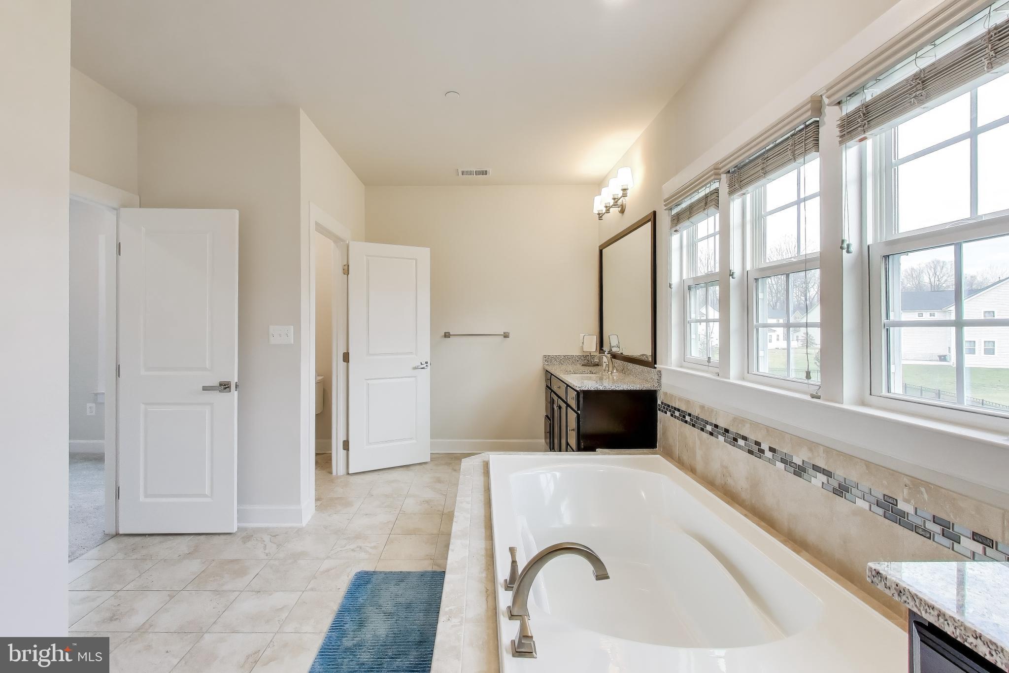 OAK CREEK CLUB GOLF COURSE - Residential