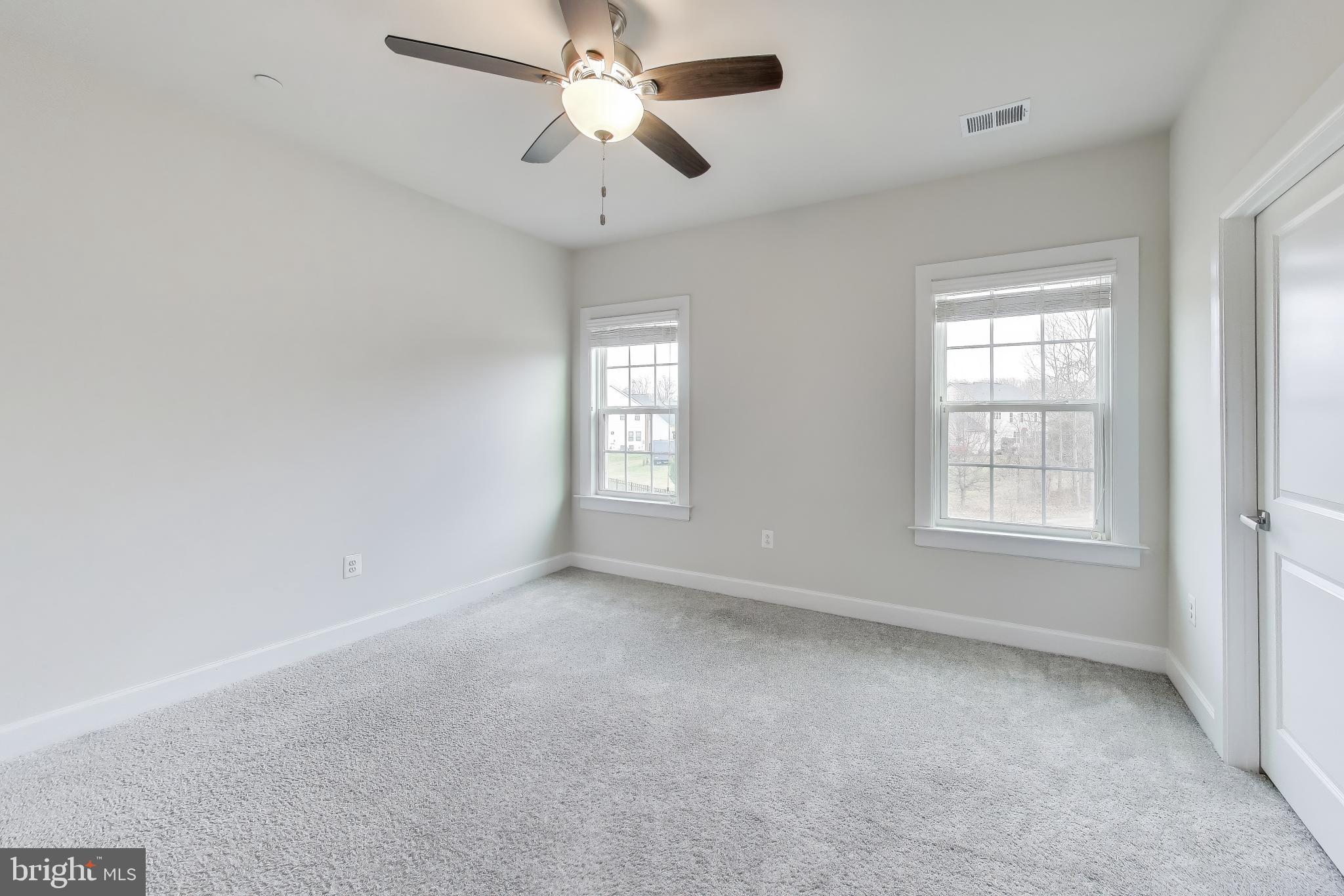 OAK CREEK CLUB GOLF COURSE - Residential