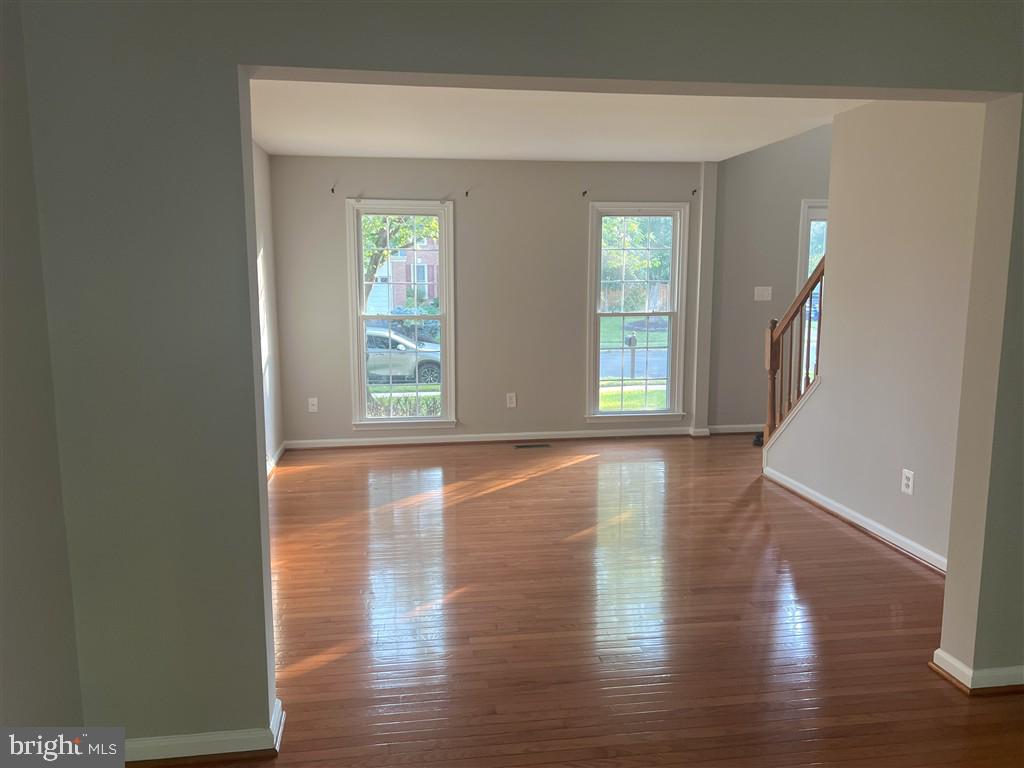 1511 SNOWFLAKE COURT