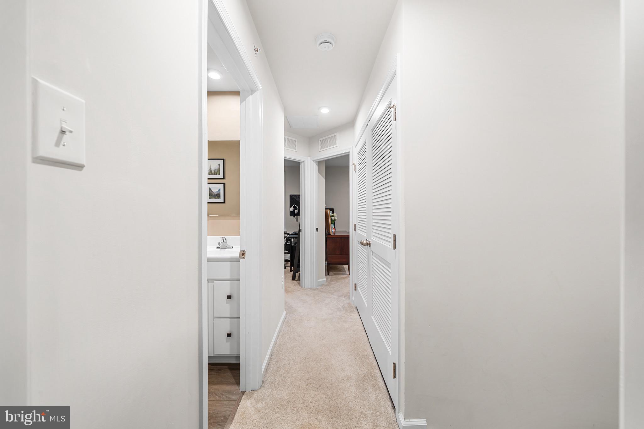 SANATOGA CROSSING - Residential