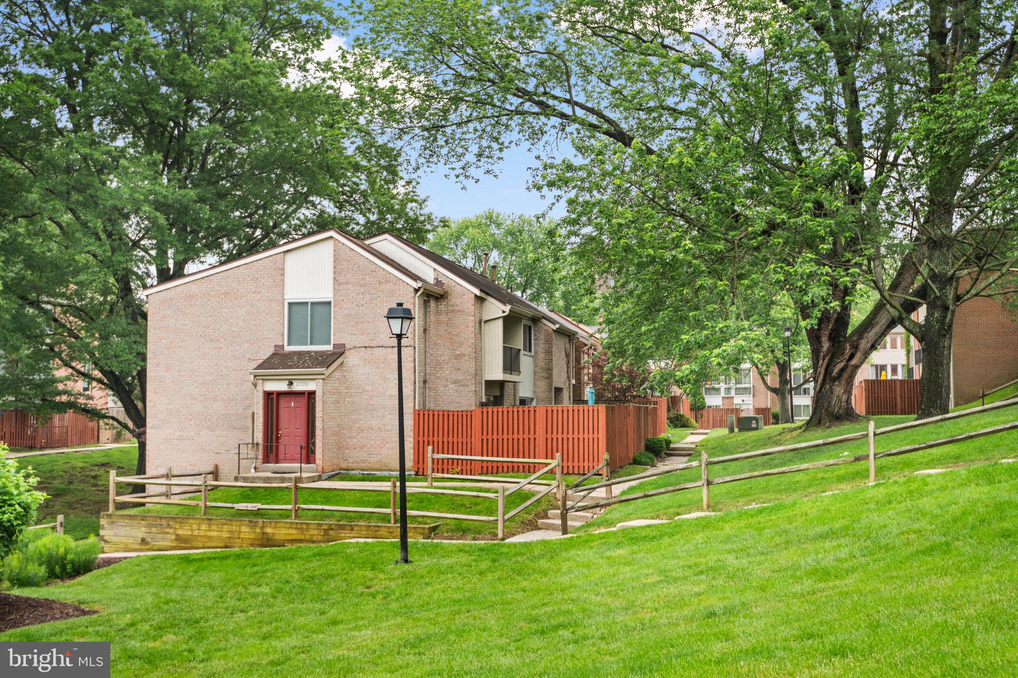 VILLAGE OF WILDE LAKE - Residential