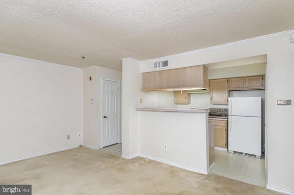 1504 LINCOLN WAY UNIT 108, MC LEAN, VA 22102 - Image d4e461f58d2fc1a704d619ece093e8c2/172201797