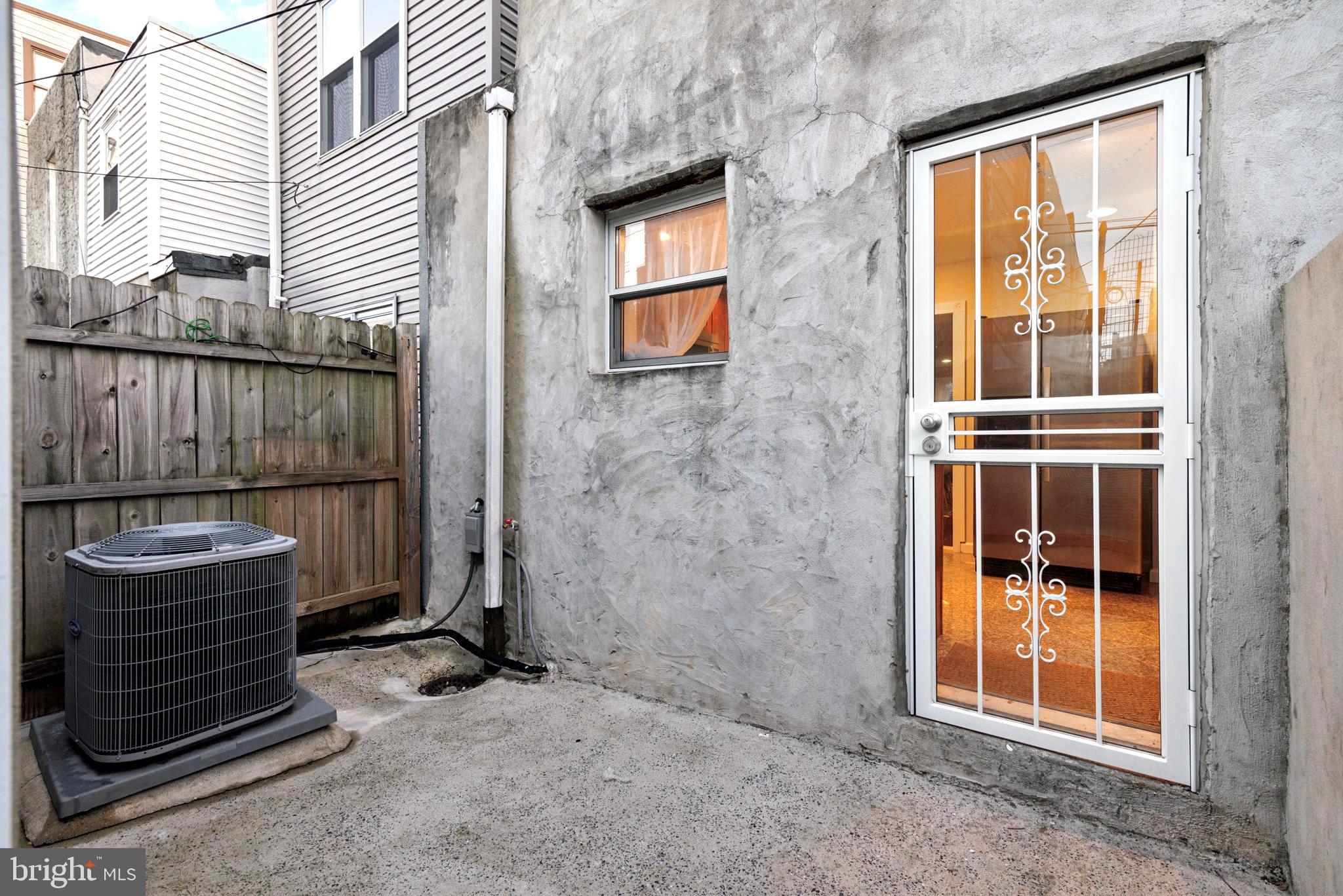 EAST PASSYUNK CROSSING - Residential