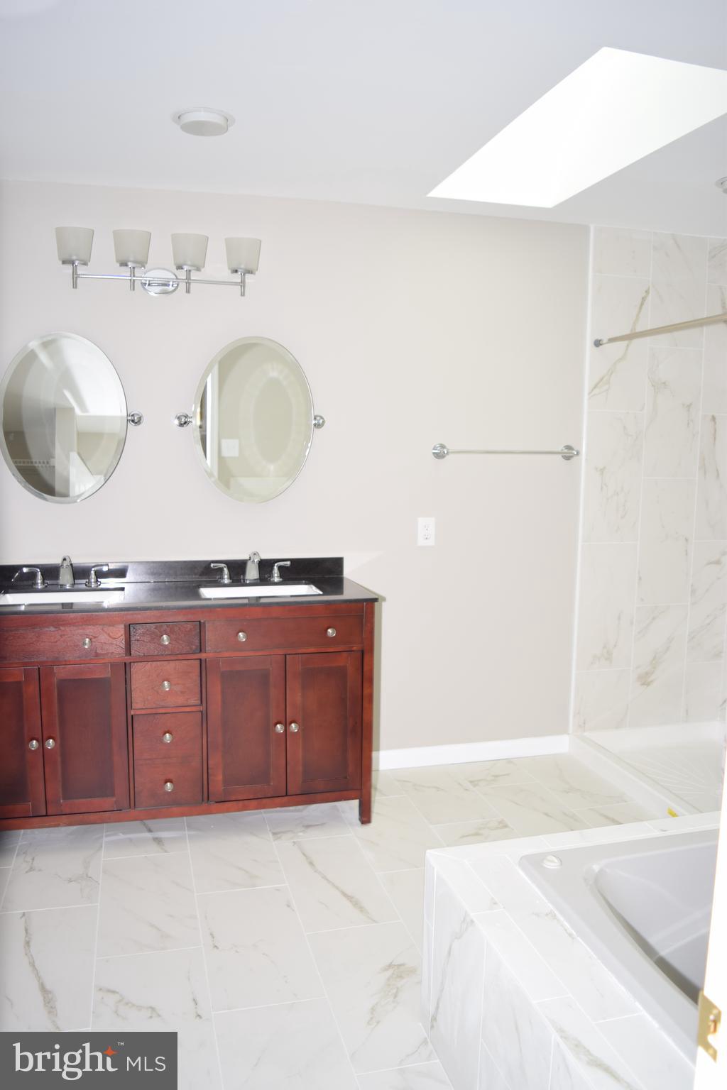 CHURCHILL TOWN SECTOR - Residential