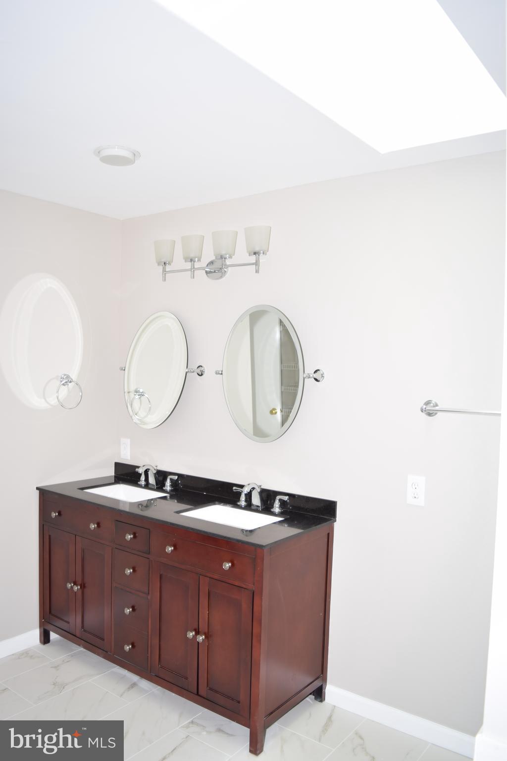 CHURCHILL TOWN SECTOR - Residential