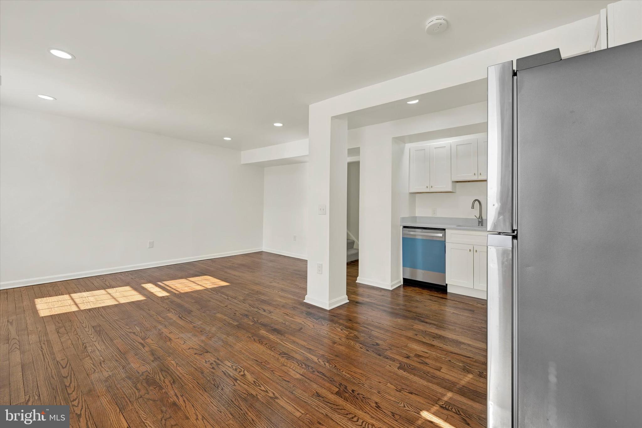 STRATFORD MEWS - Residential