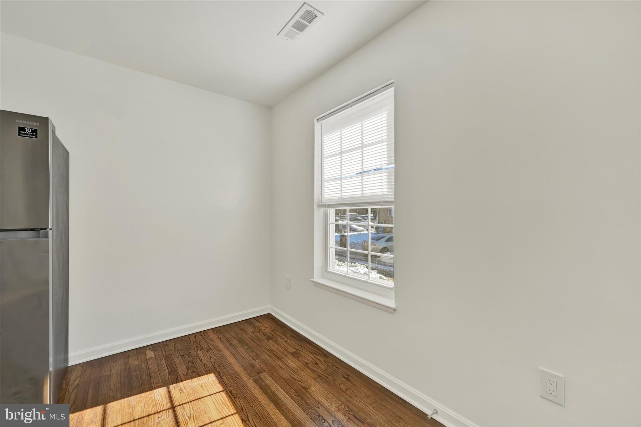 STRATFORD MEWS - Residential