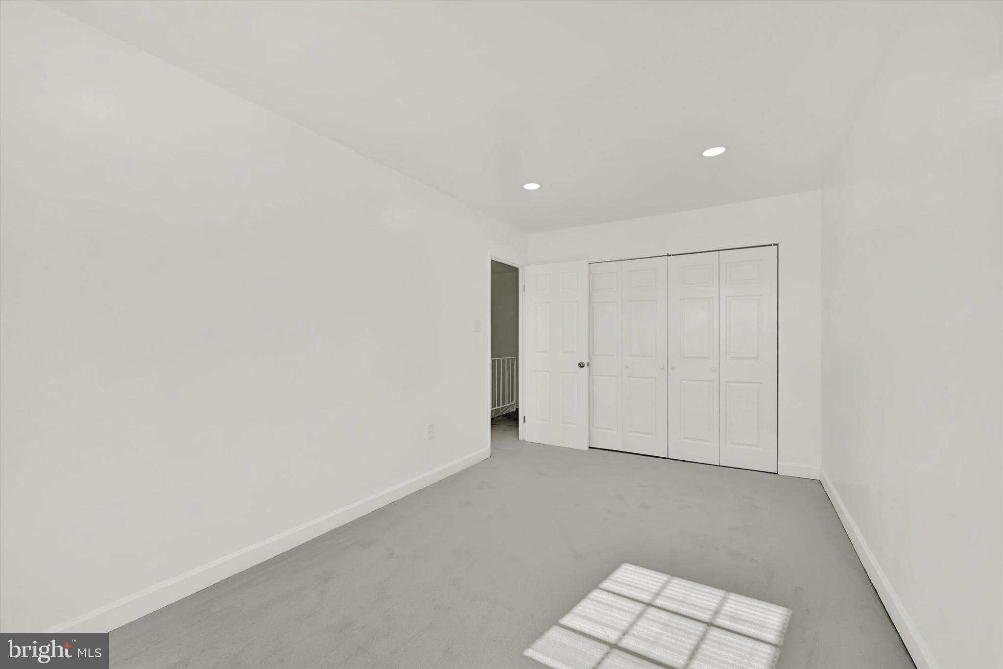 STRATFORD MEWS - Residential