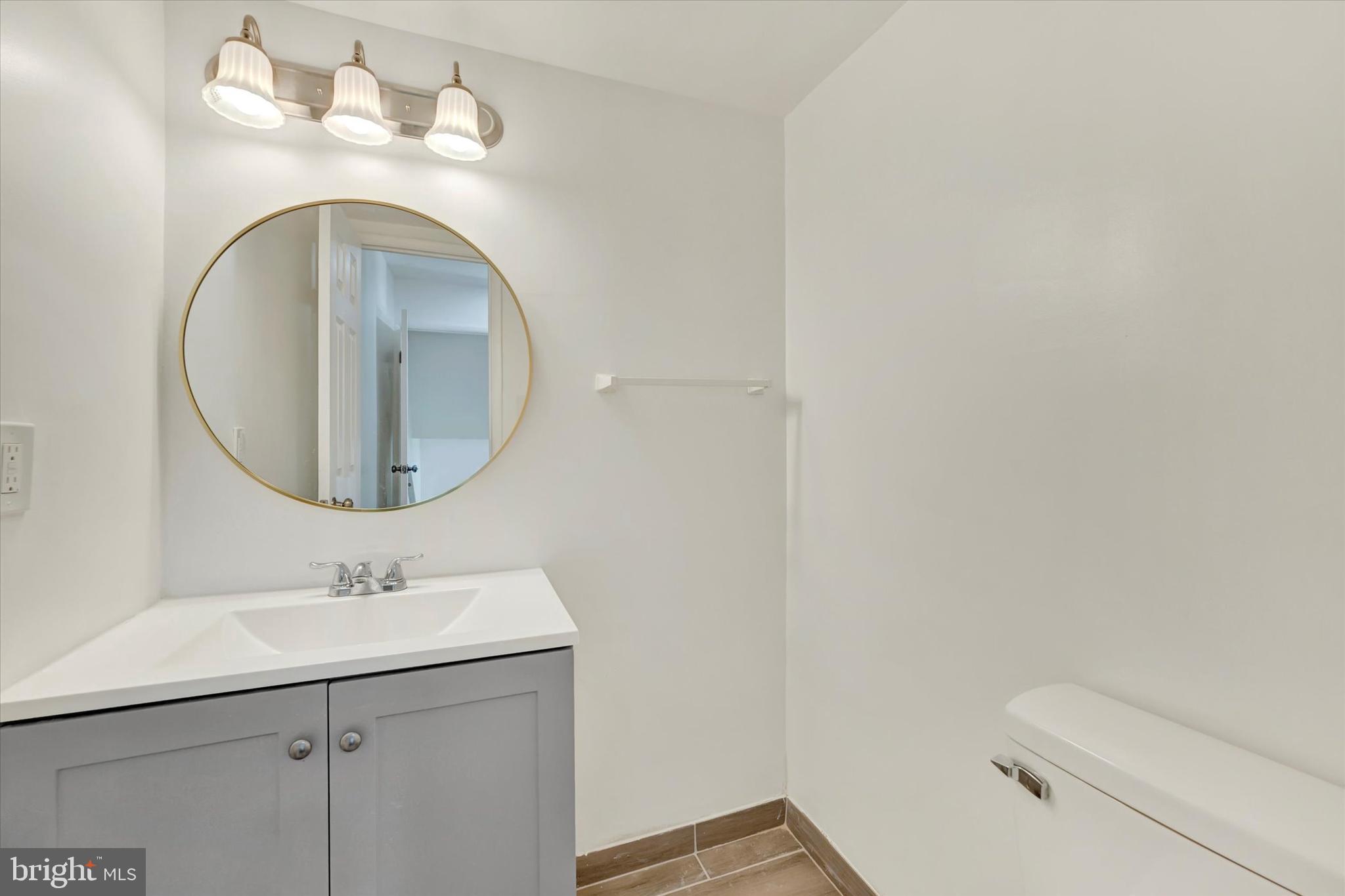 STRATFORD MEWS - Residential