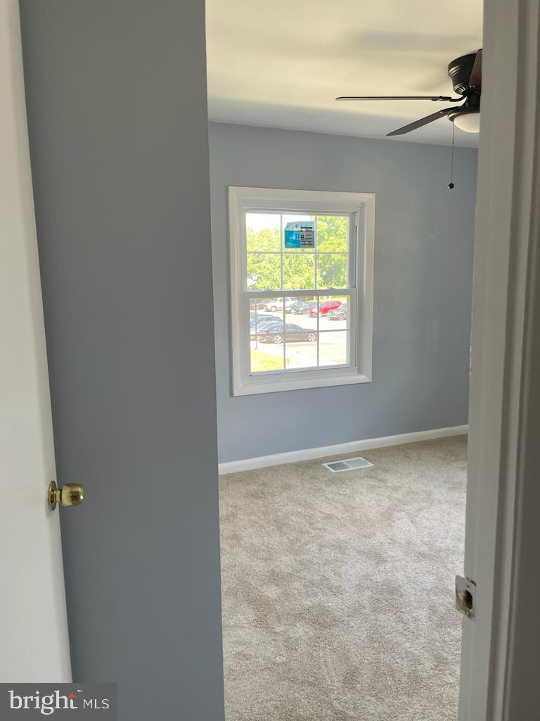 WHISKEY BOTTOM - Residential