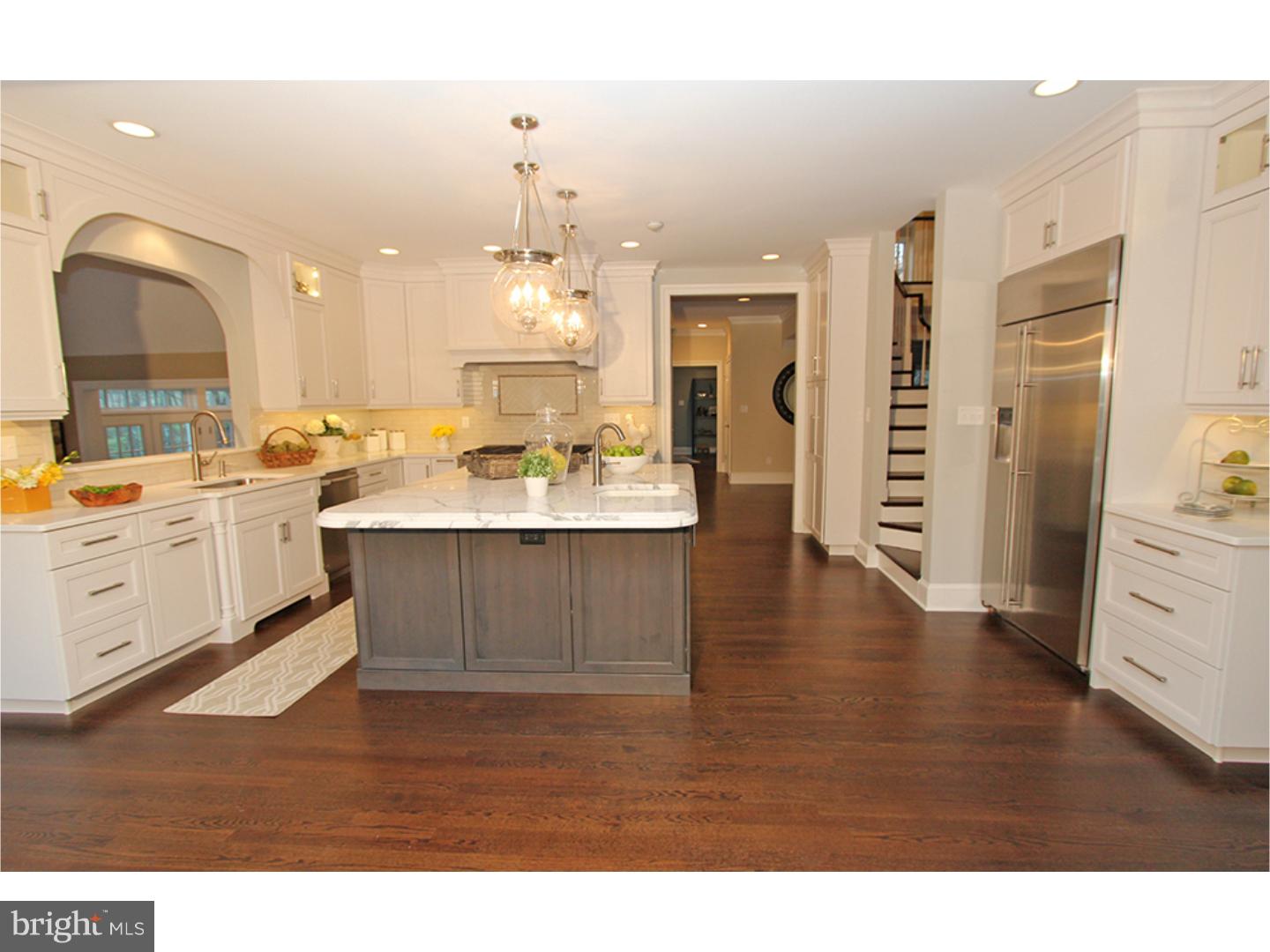 RADNOR HUNT - Residential