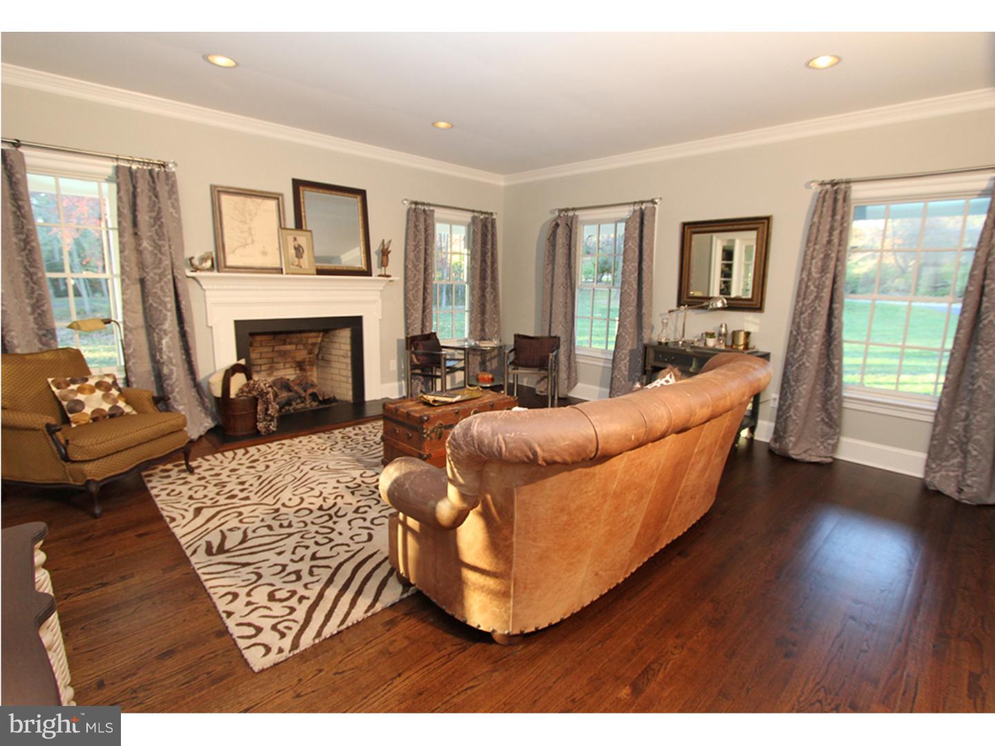 RADNOR HUNT - Residential