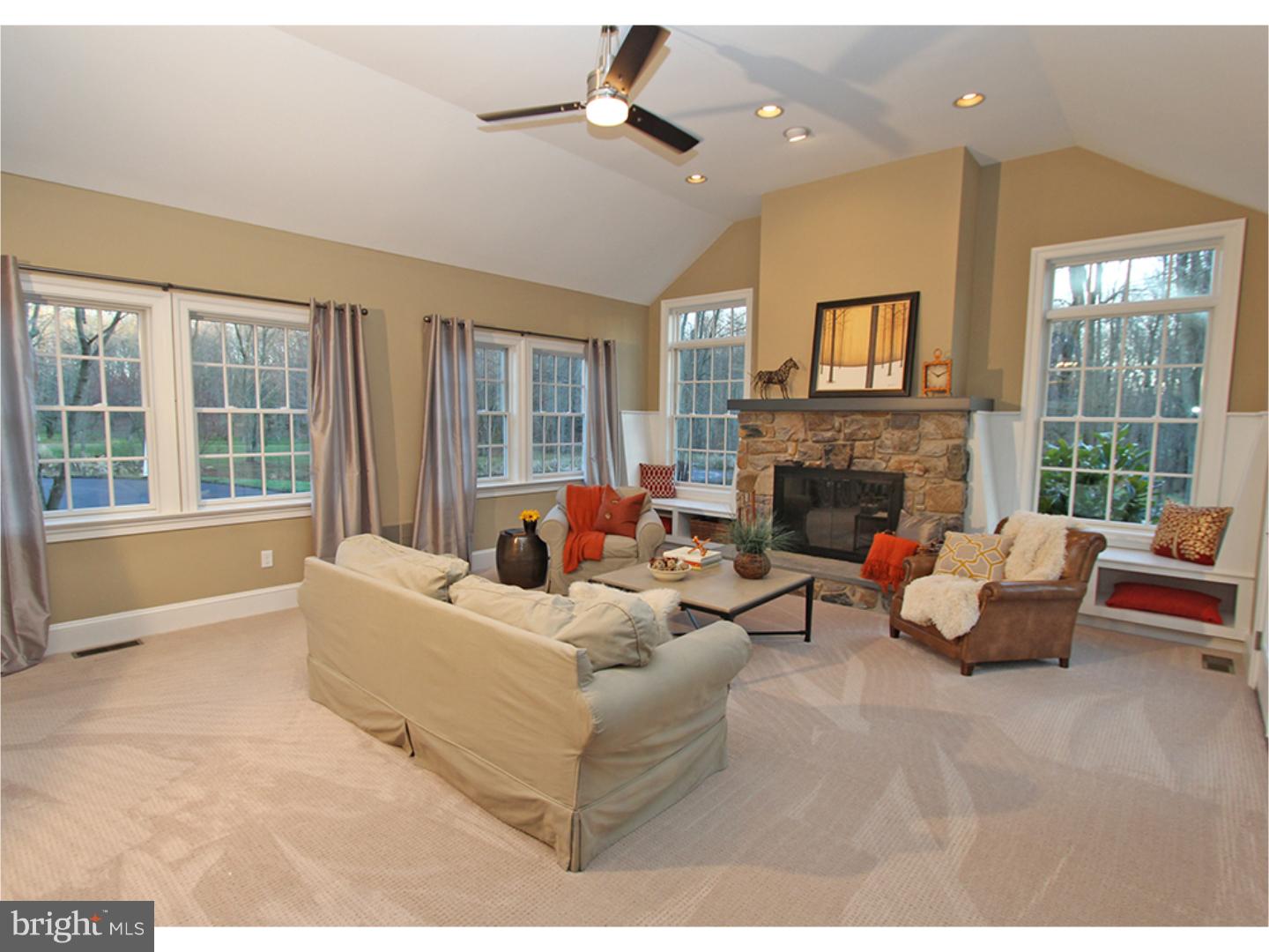 RADNOR HUNT - Residential