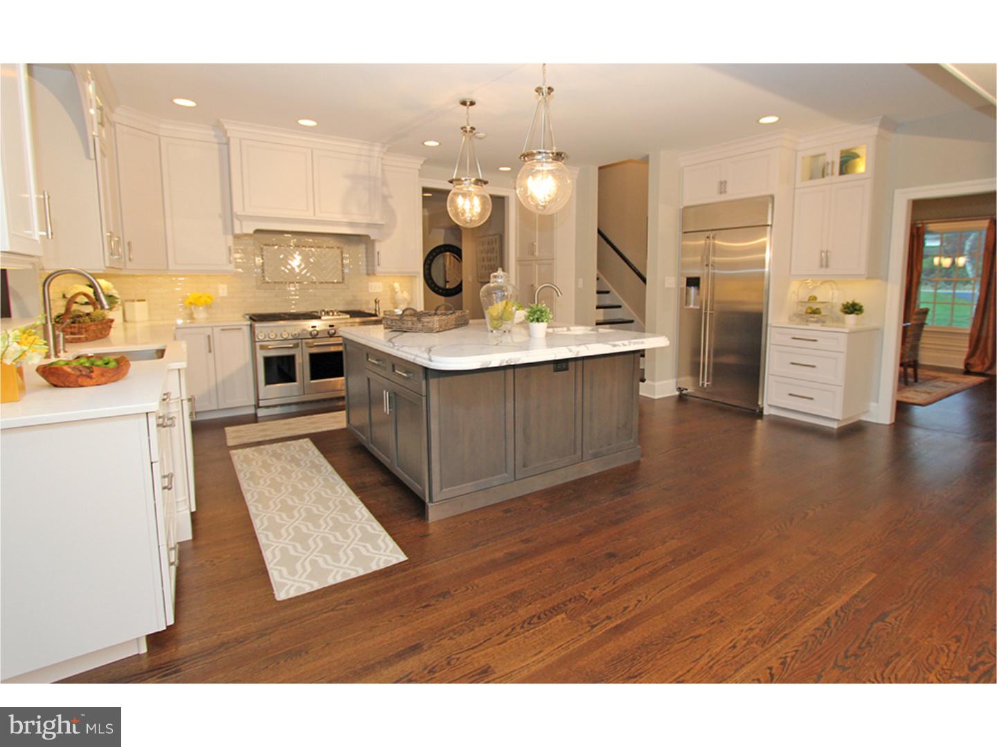 RADNOR HUNT - Residential