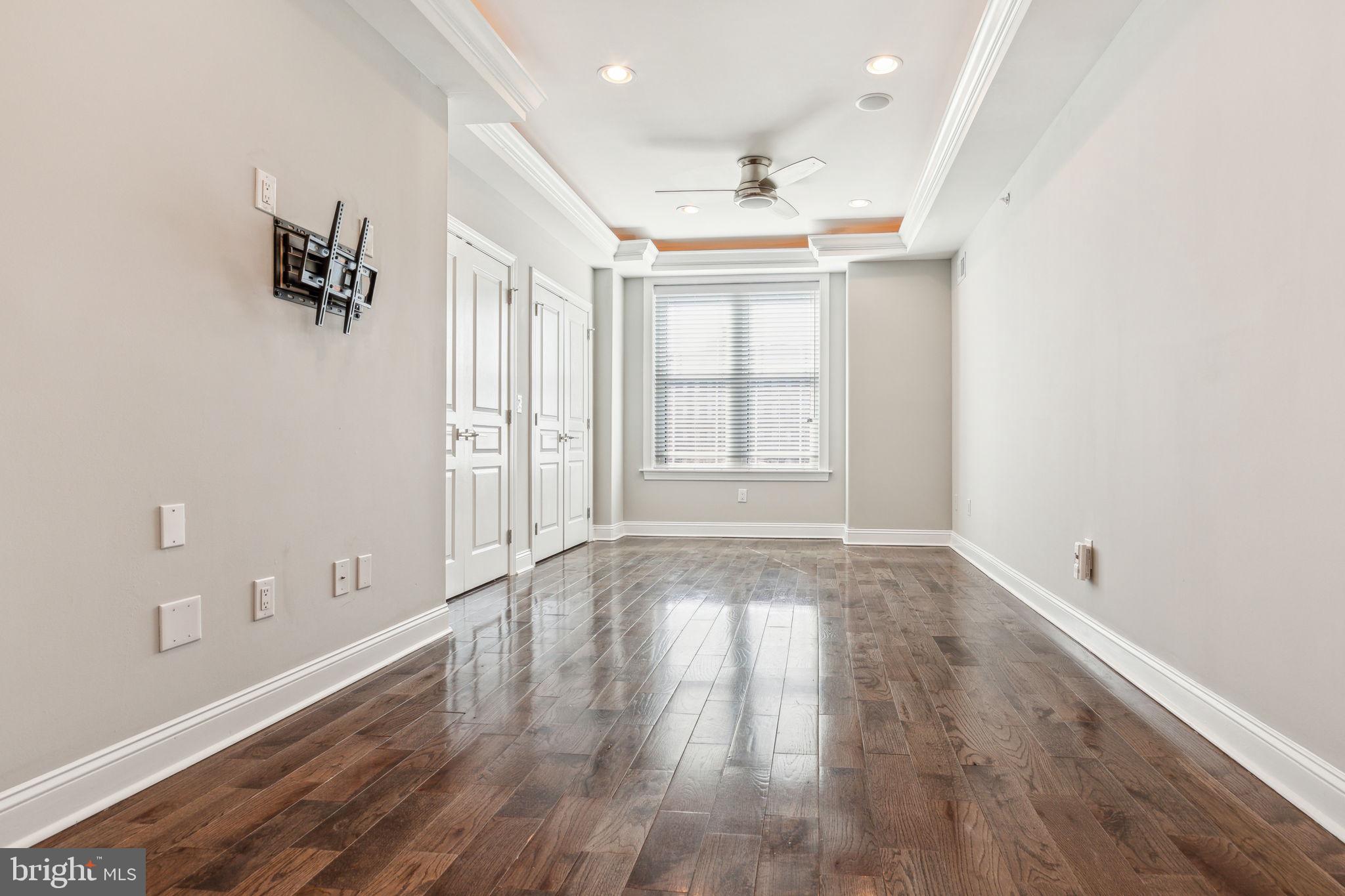 OLDE KENSINGTON - Residential