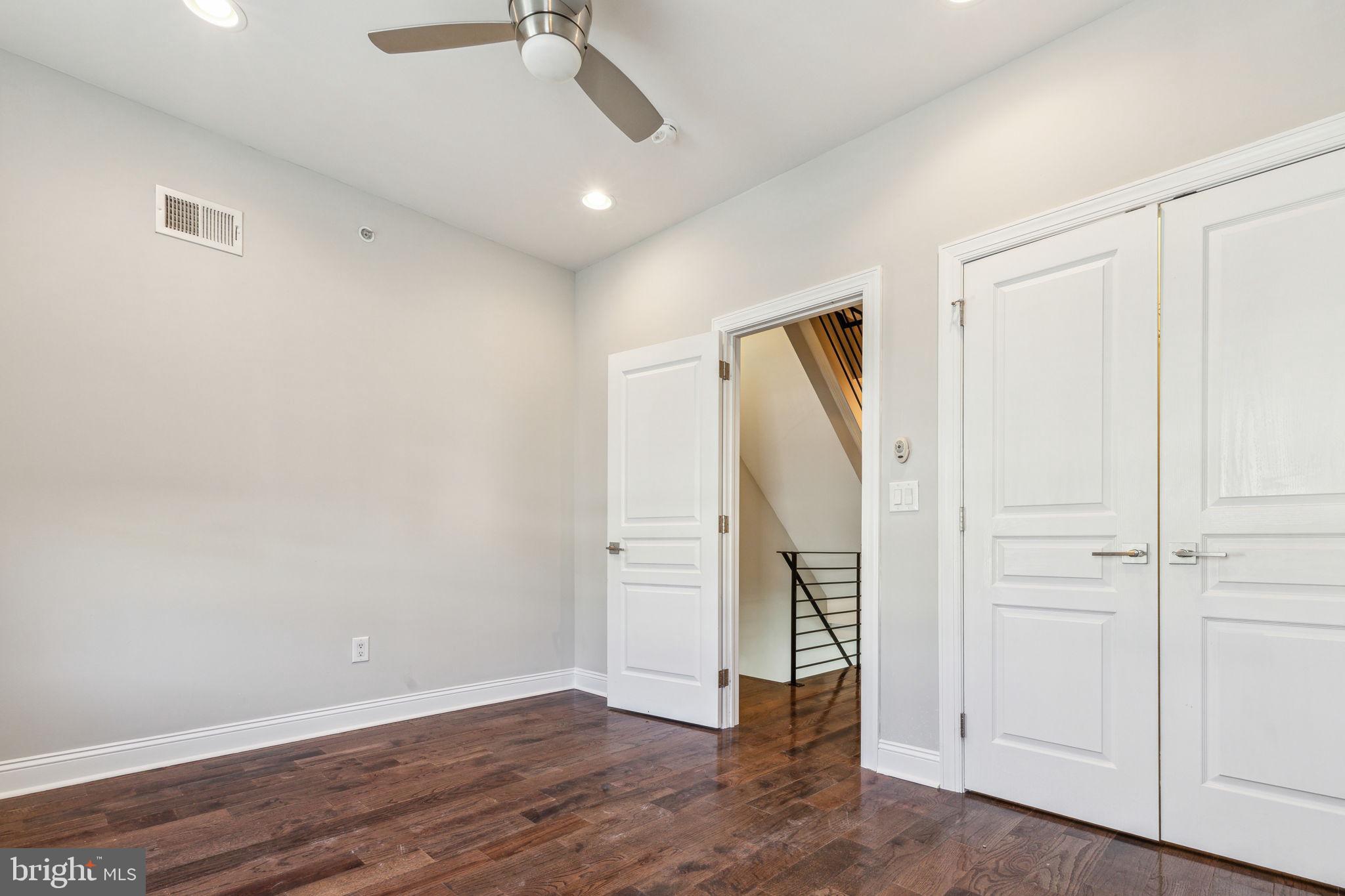 OLDE KENSINGTON - Residential