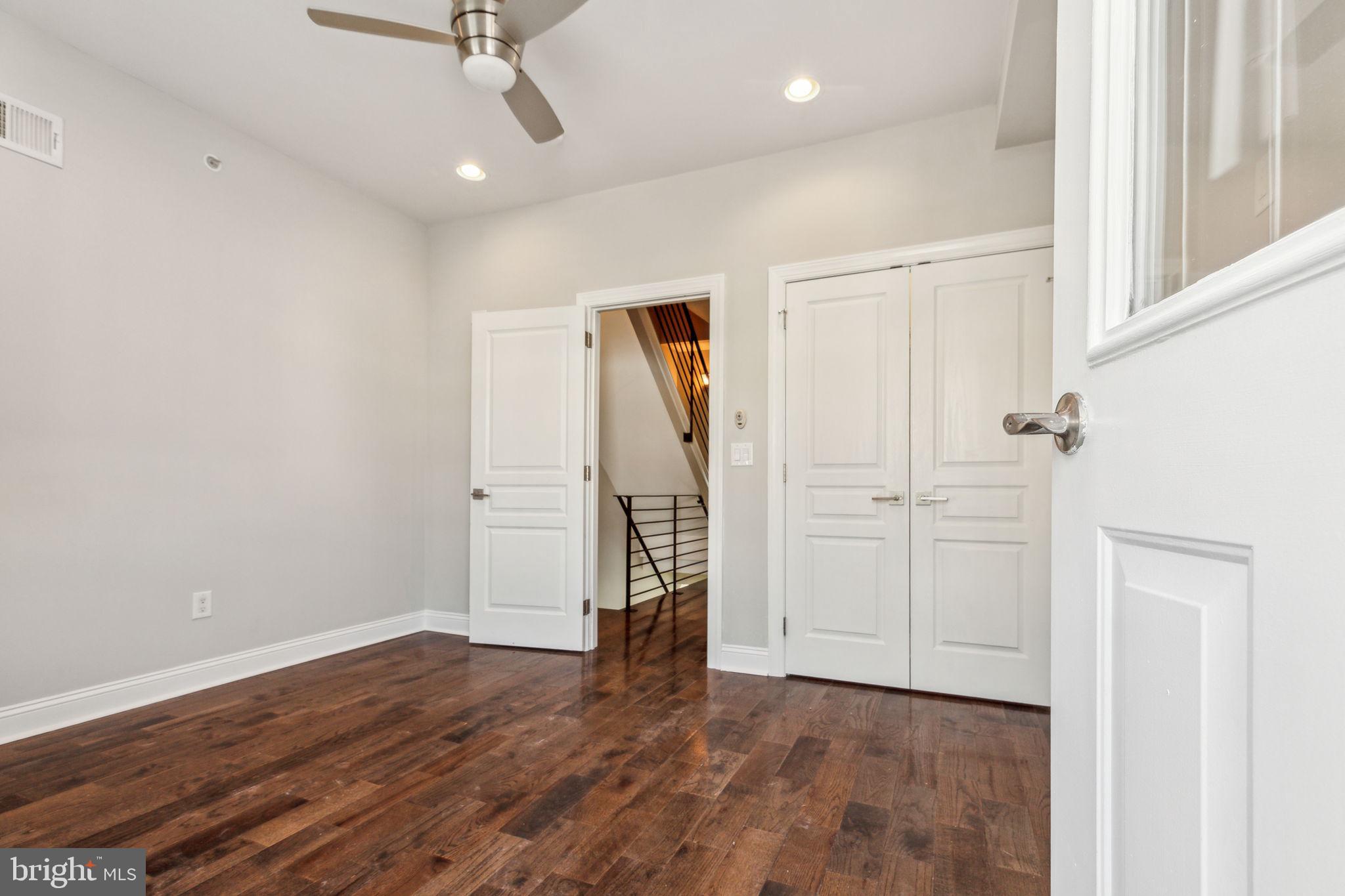 OLDE KENSINGTON - Residential