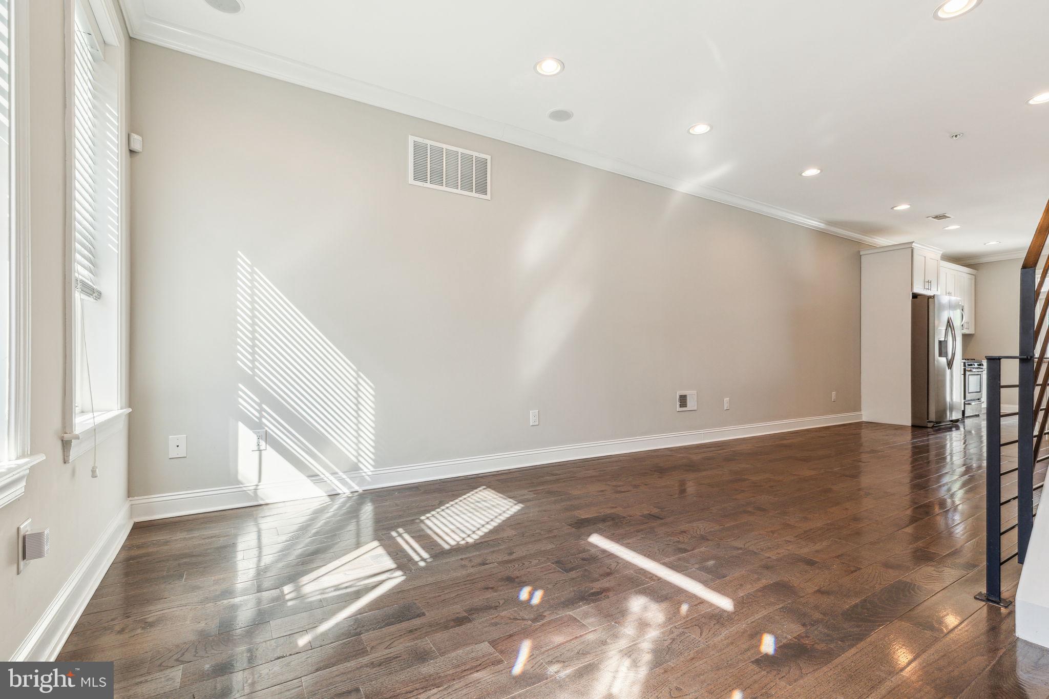 OLDE KENSINGTON - Residential