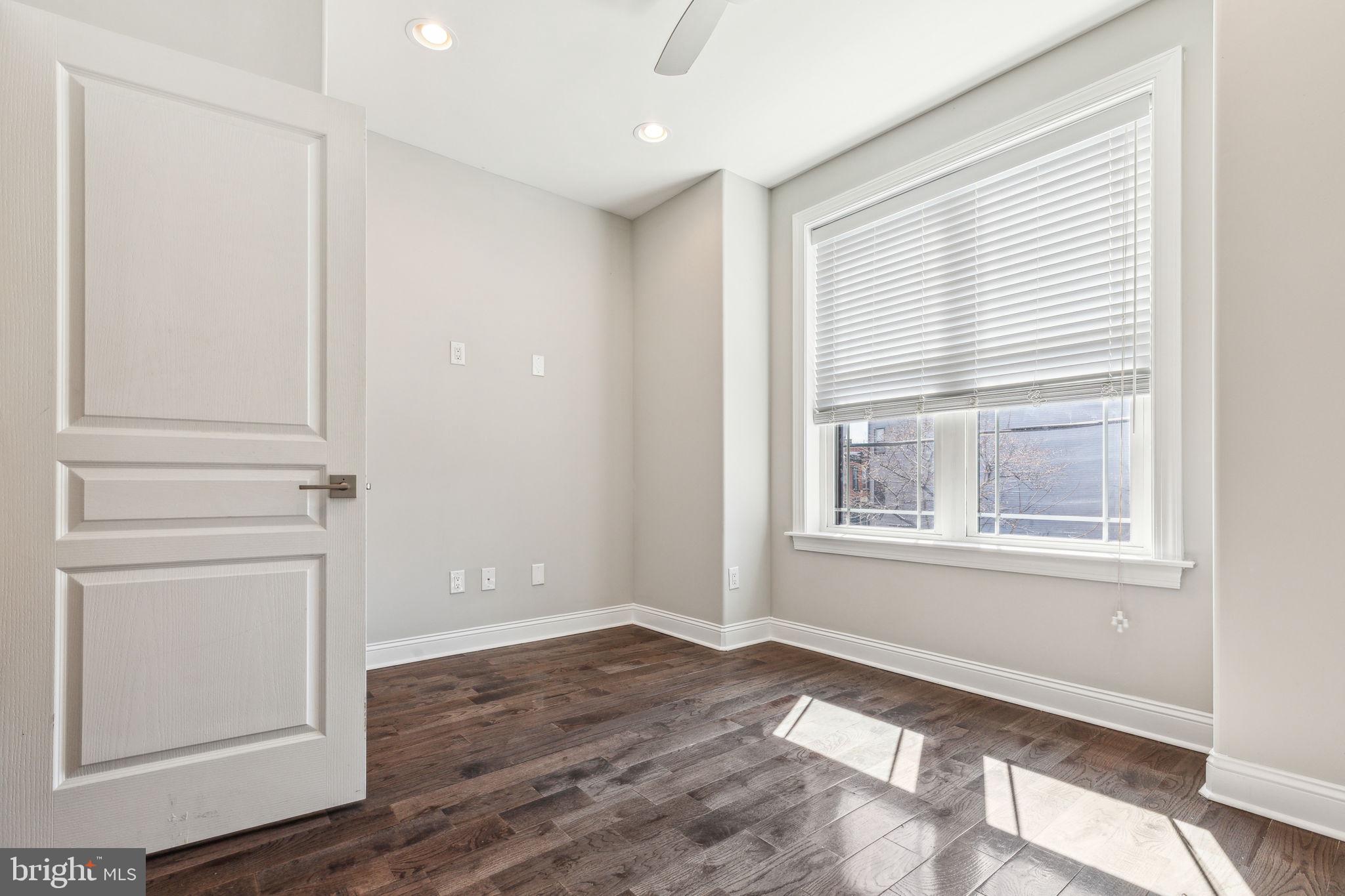 OLDE KENSINGTON - Residential